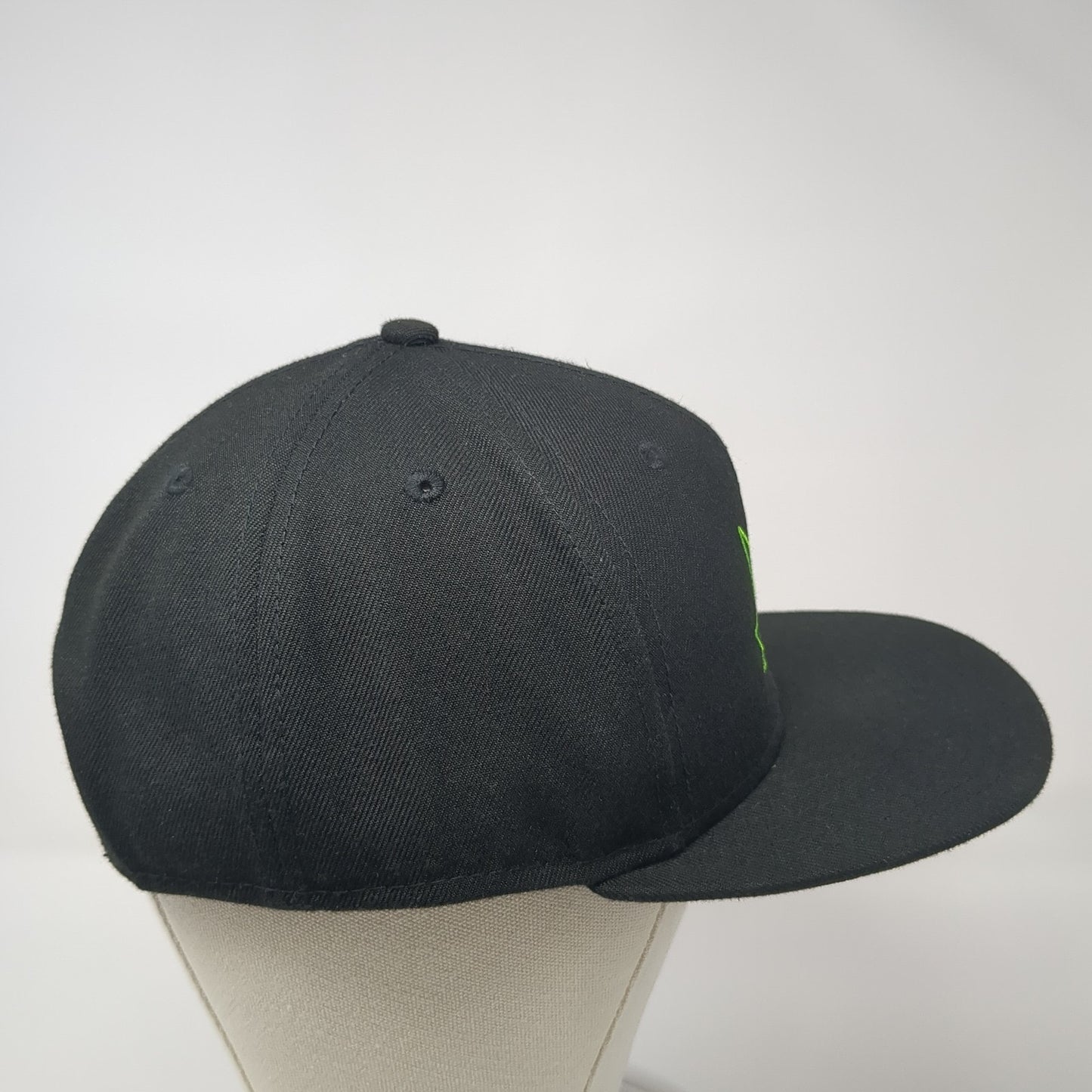 New Era Snapback Hat Black One Size Embroidered Logo Solid Adjustable