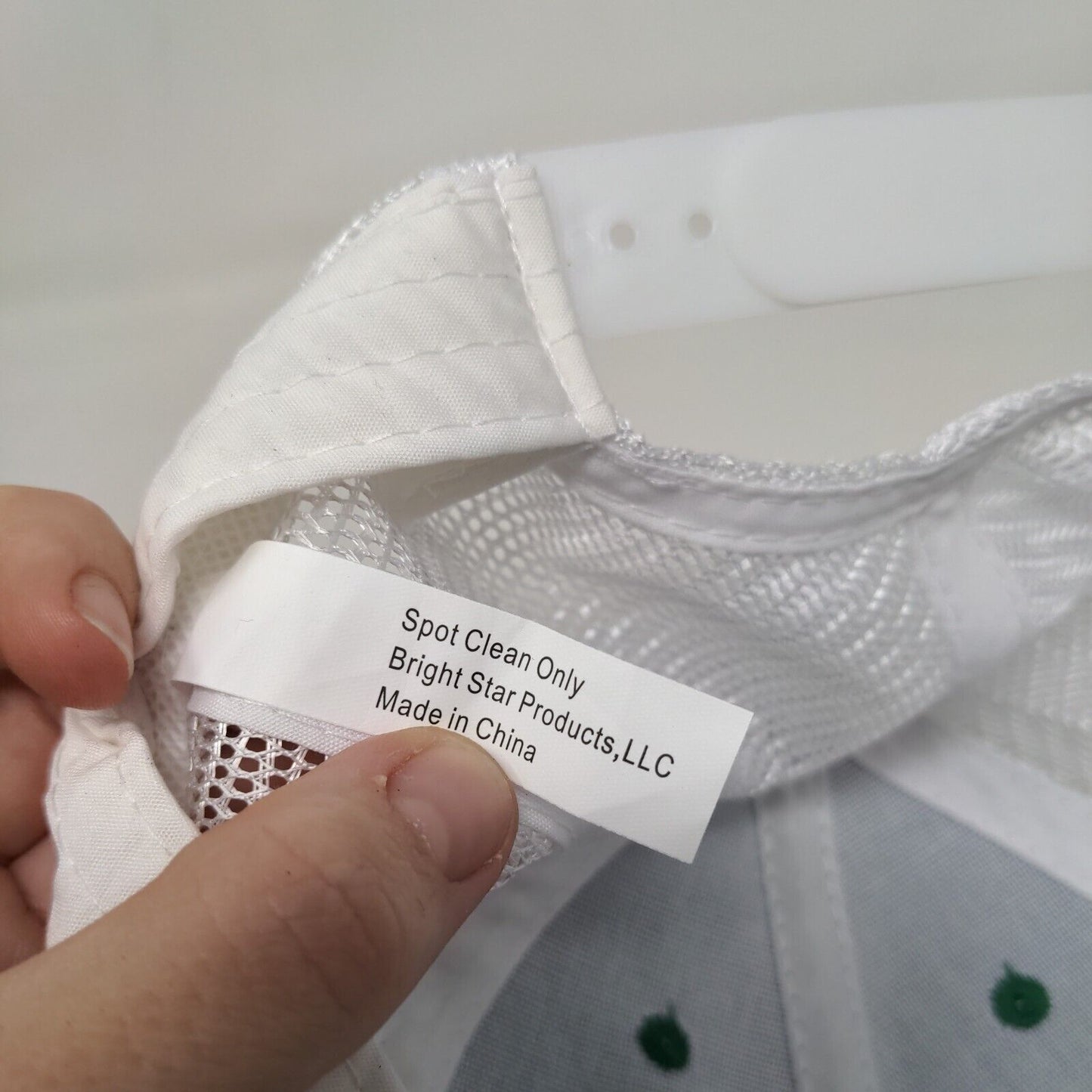 Lucky Snapback Mesh Back Trucker Hat Green One Size Colorblock 6 Panel