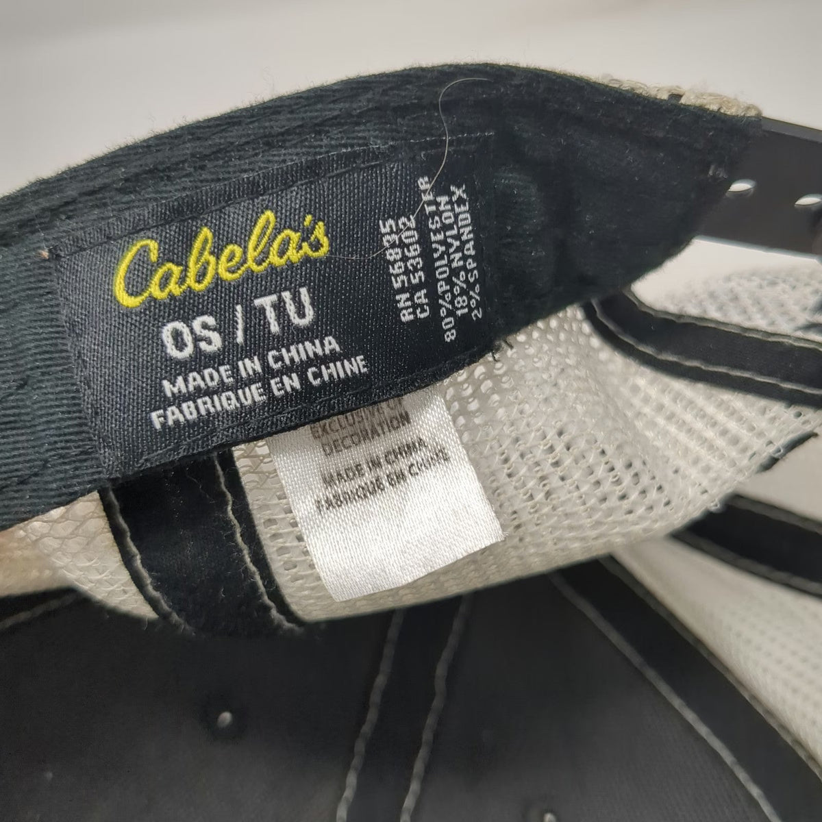 Cabela's Trucker Hat Black White One Size Mesh Back Hunting Dog Patch Snapback