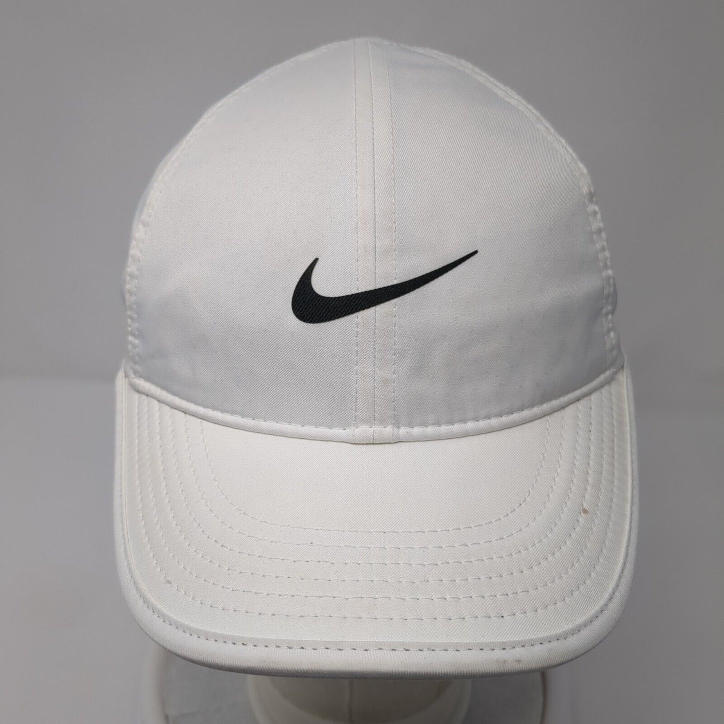 Nike Strapback Hat White One Size Adjustable Breathable Featherlight Dri-Fit