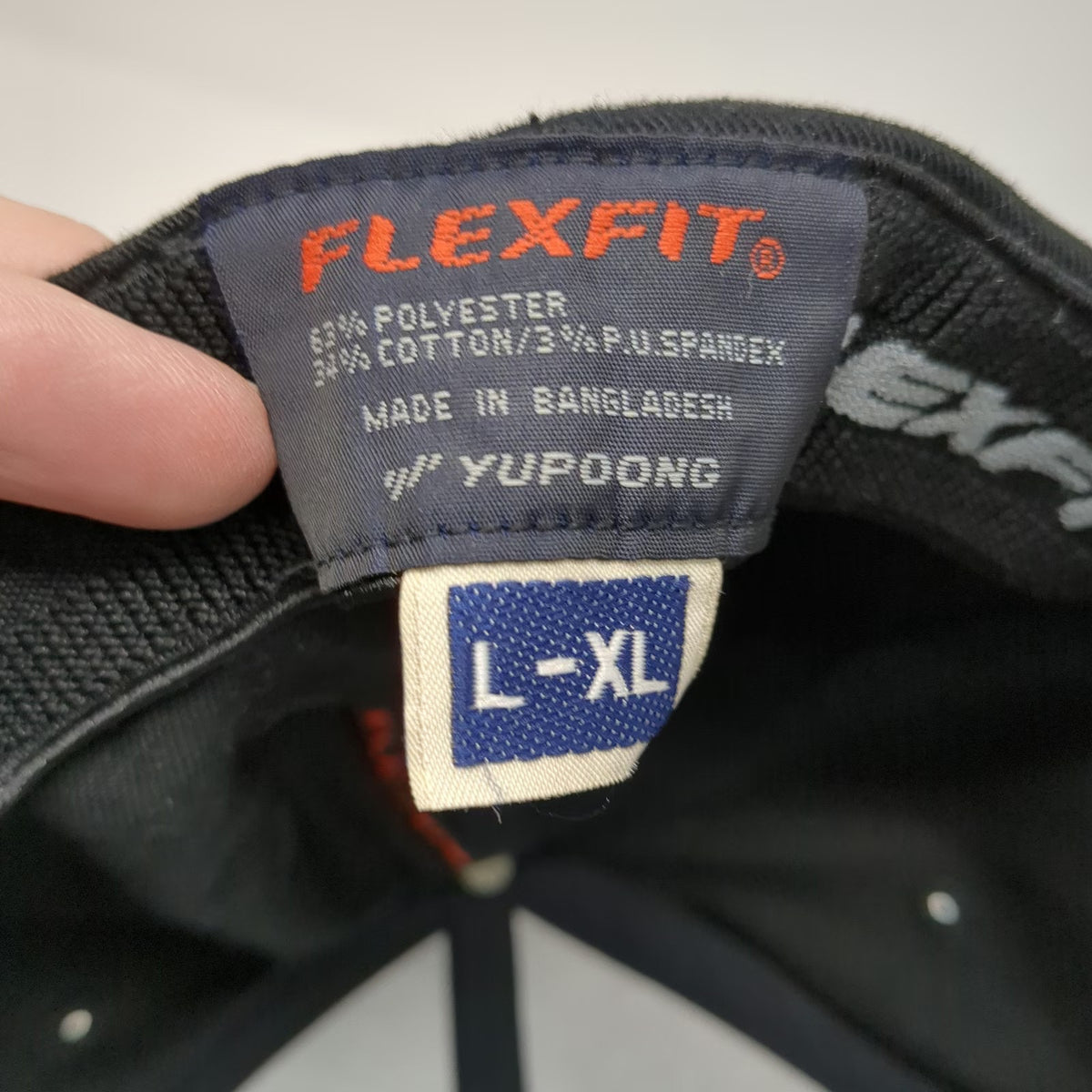 Flexfit Baseball Cap Black XL Hat Gold's Gym Bodybuilder EST 1965 Curved Brim