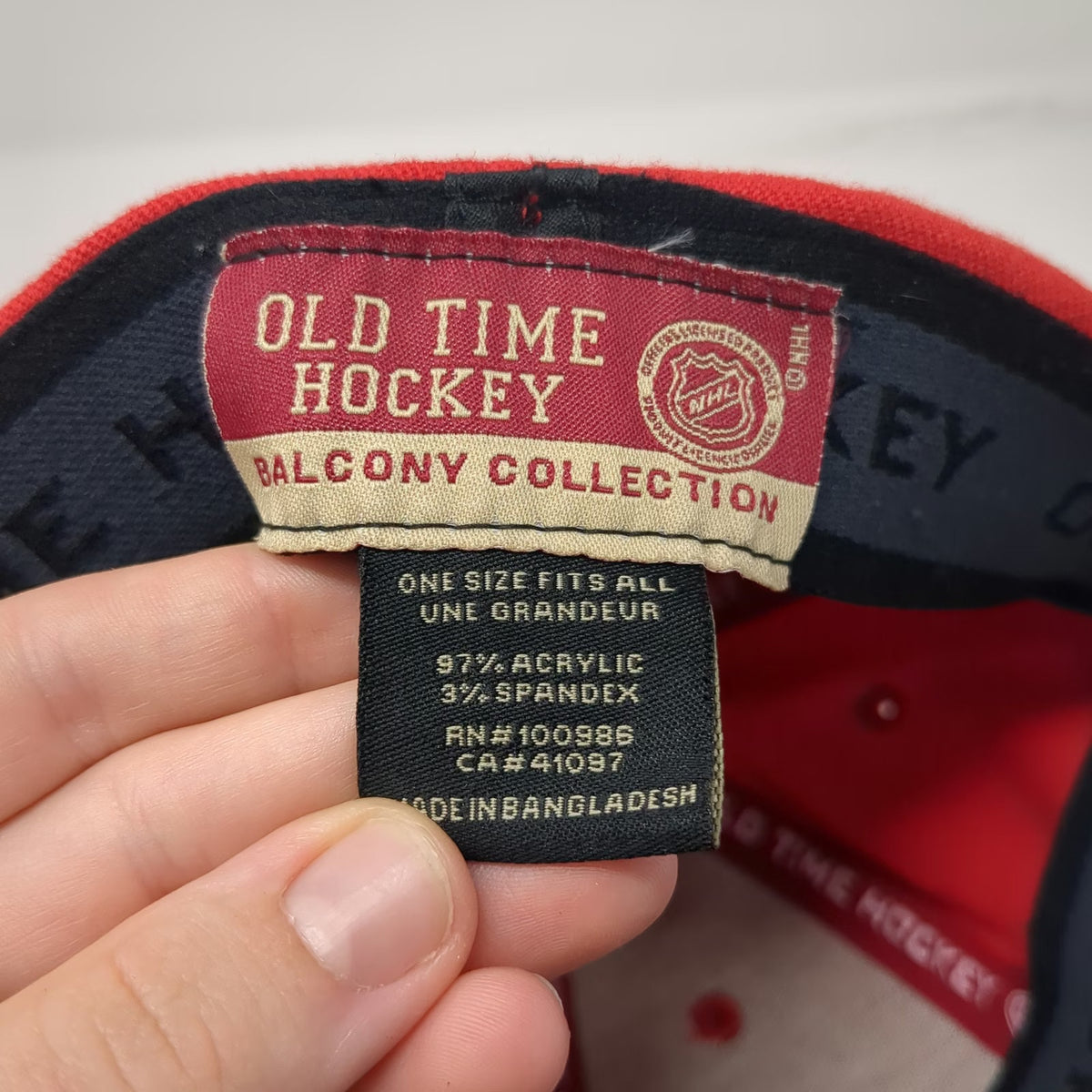 Detroit Red Wings NHL Old Time Hockey Red One Size Hat Stretch Fit Embroidered