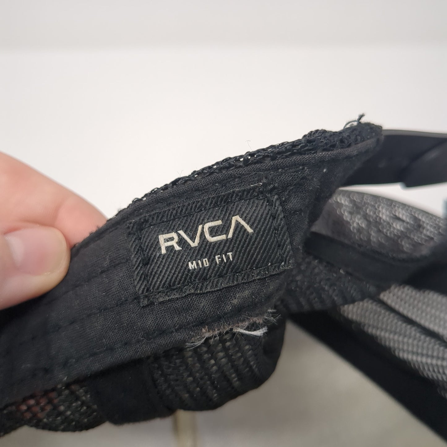 VA RVCA Snapback Trucker Hat Black One Size Adjustable Embroidered Mesh Back