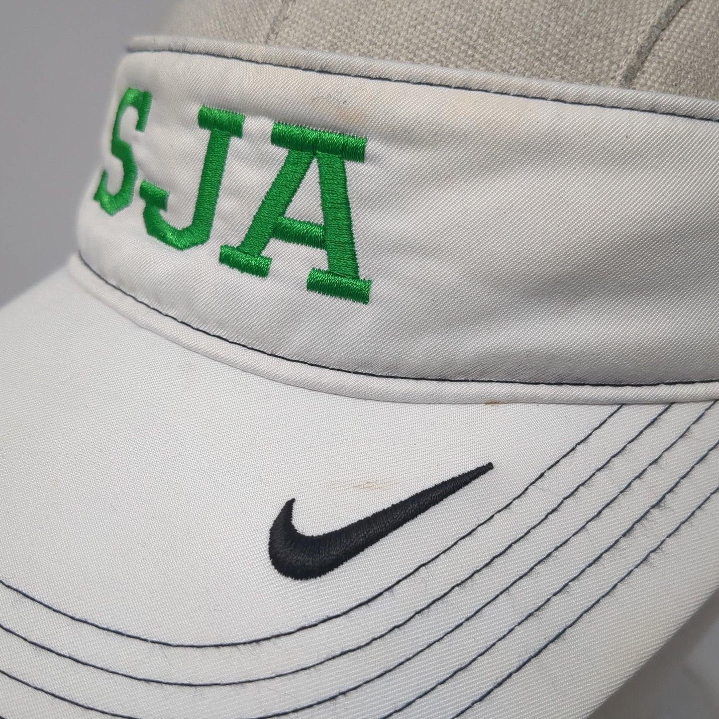 SJA Sun Visor Cap White One Size Adjustable Embroidered Lightweight Nike Golf