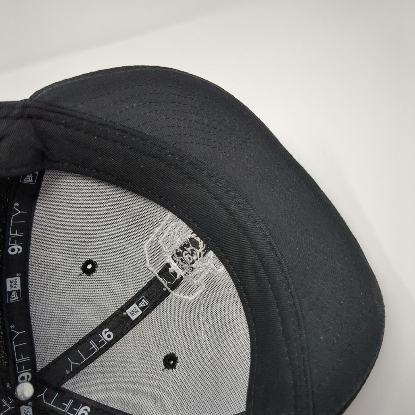 Lion Face Youth Snapback Hat Black OS Adjustable Embroidered 9Fifty New Era