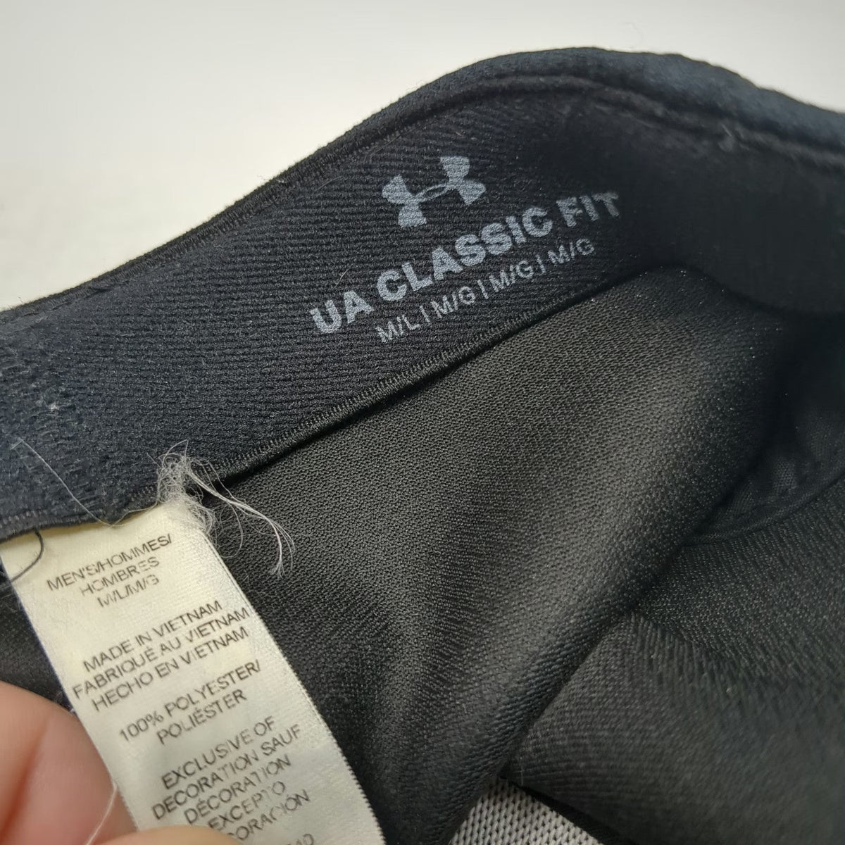 Under Armour Baseball Cap Black L Blitzing Embroidered Logo Fitted Athletic Hat