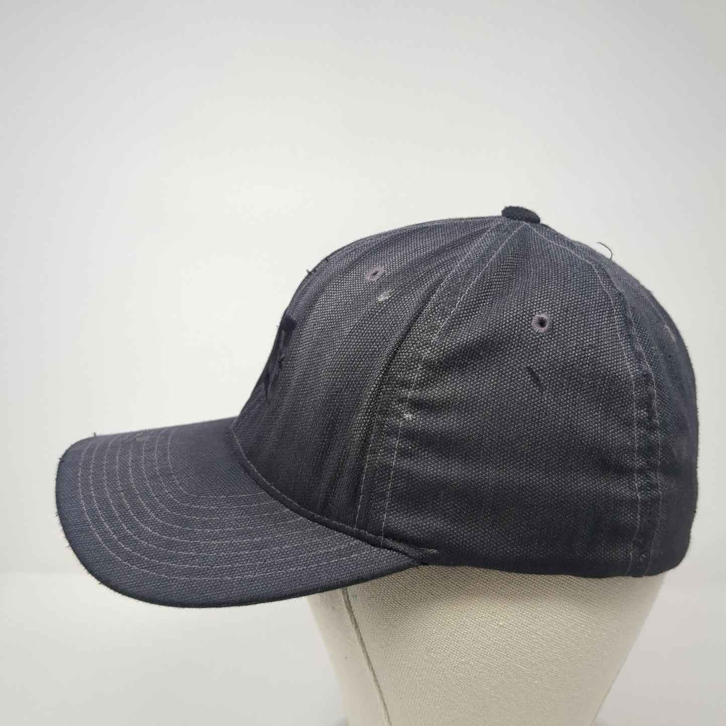DC Fitted Baseball Cap Gray Medium Lightweight Embroidered 6 Panel Flexfit