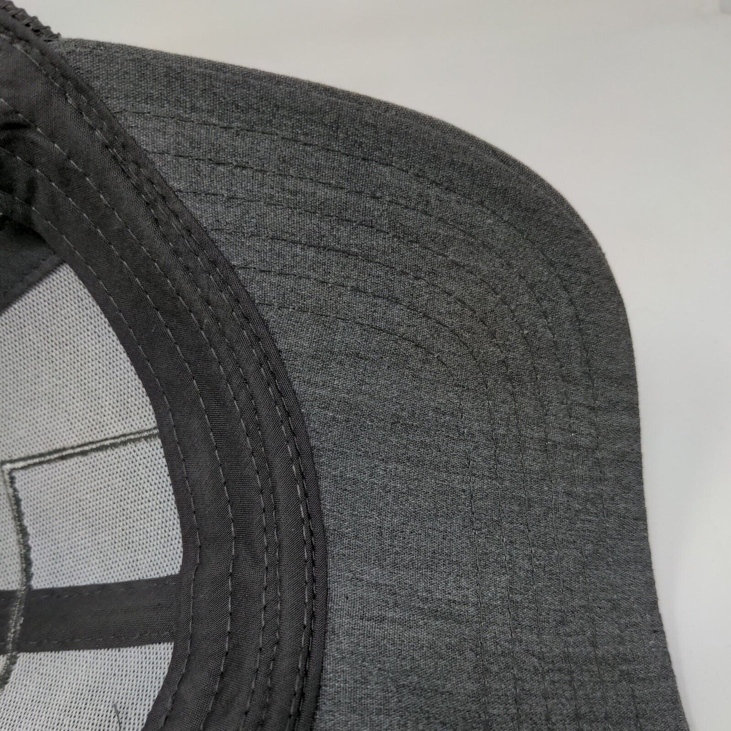 The North Face Snapback Mesh Back Trucker Hat Gray One Size 6 Panel