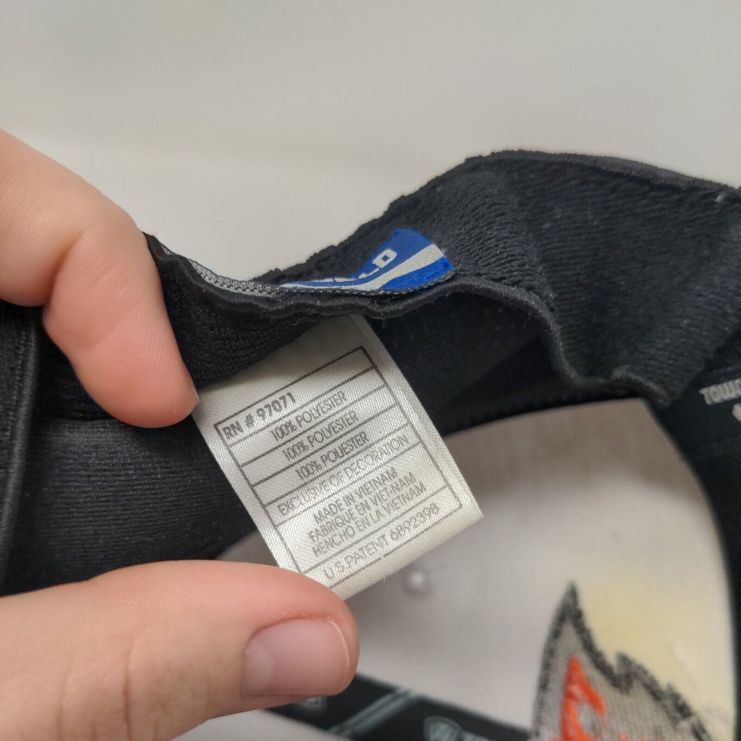 2017 College World Series Fitted Hat Gray One Size Embroidered Tow