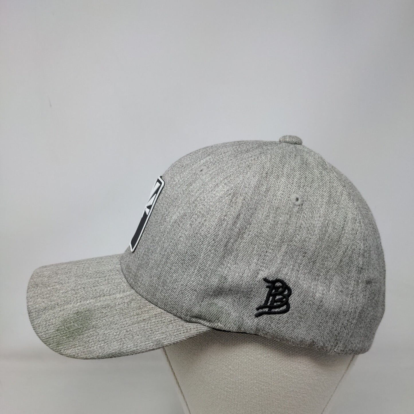 Arizona Leather State Patch Fitted Hat Gray L-XL Flexfit Branded Bills