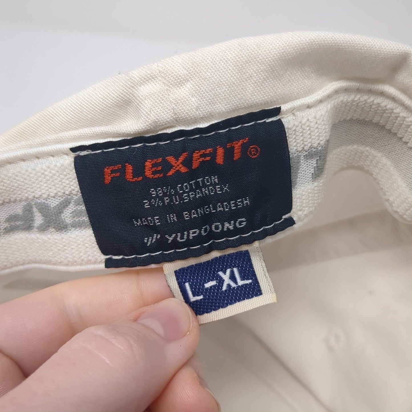 Pauly's Fitted Baseball Cap White XL Embroidered 6 Panel Flexfit Yupoong