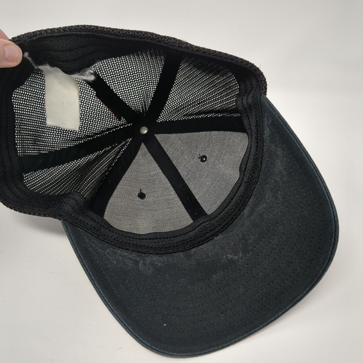 American Tree Flag Fitted Trucker Hat Black L/XL Mesh Back 6 Panel Columbia