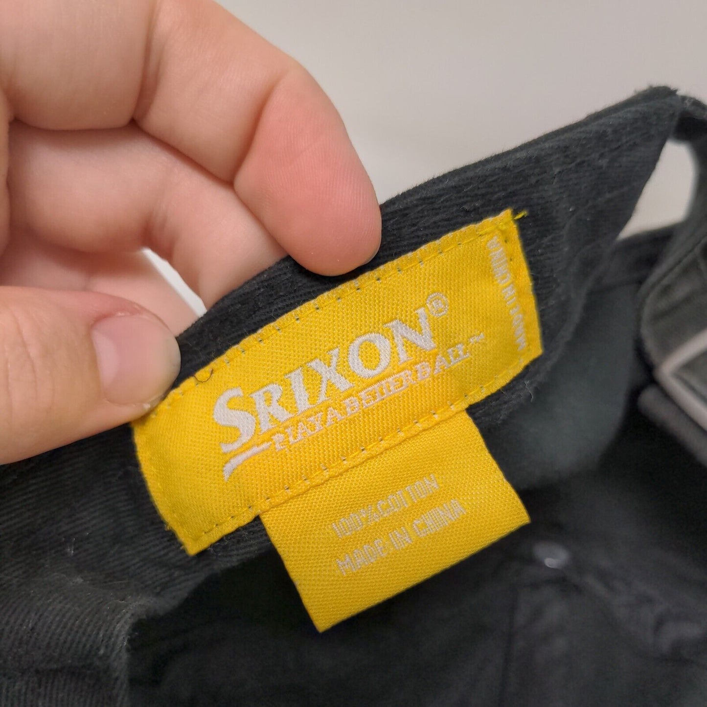Srixon Slideback Hat Black One Size Adjustable Embroidered 6 Panel Cotton