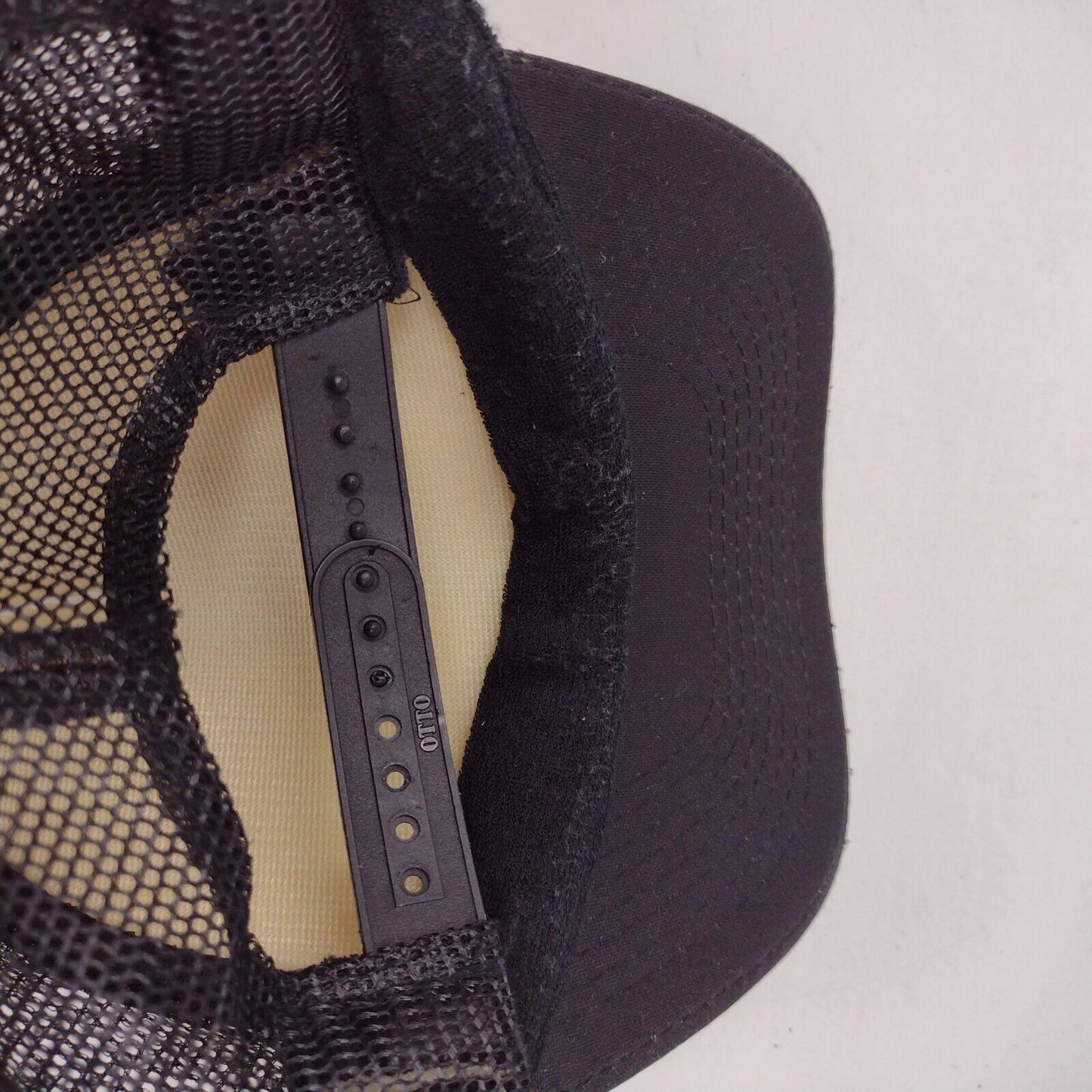 Annie's Army Snapback Rope Trucker Hat Black OSFM Mesh Back Otto
