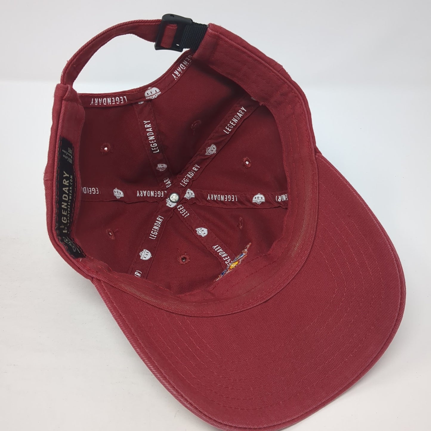 La Quinta Slideback Hat Red One Size Adjustable Embroidered Legendary