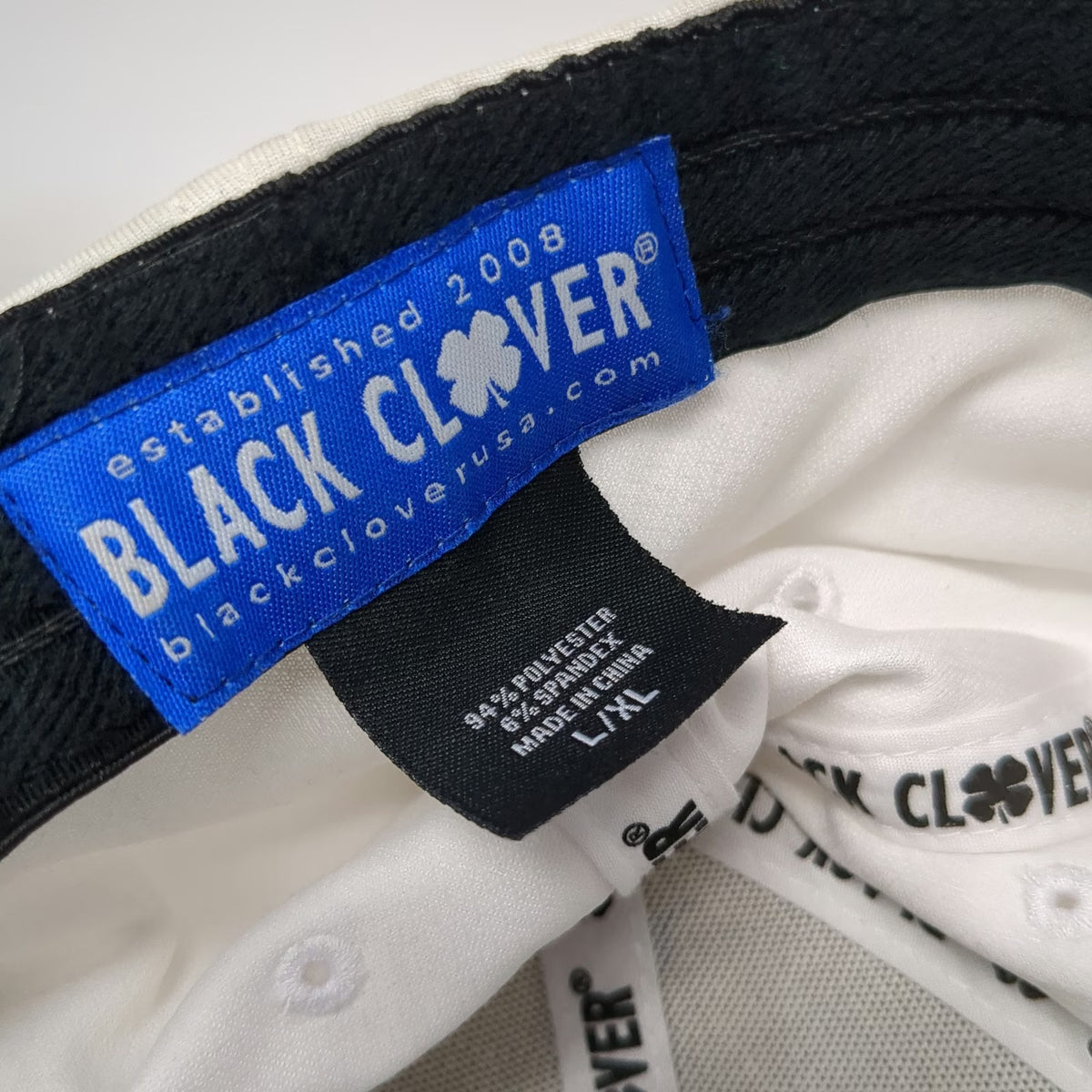 Black Clover Baseball Cap White XL Blue Bailey Creek Live Lucky Stretch Fit Hat