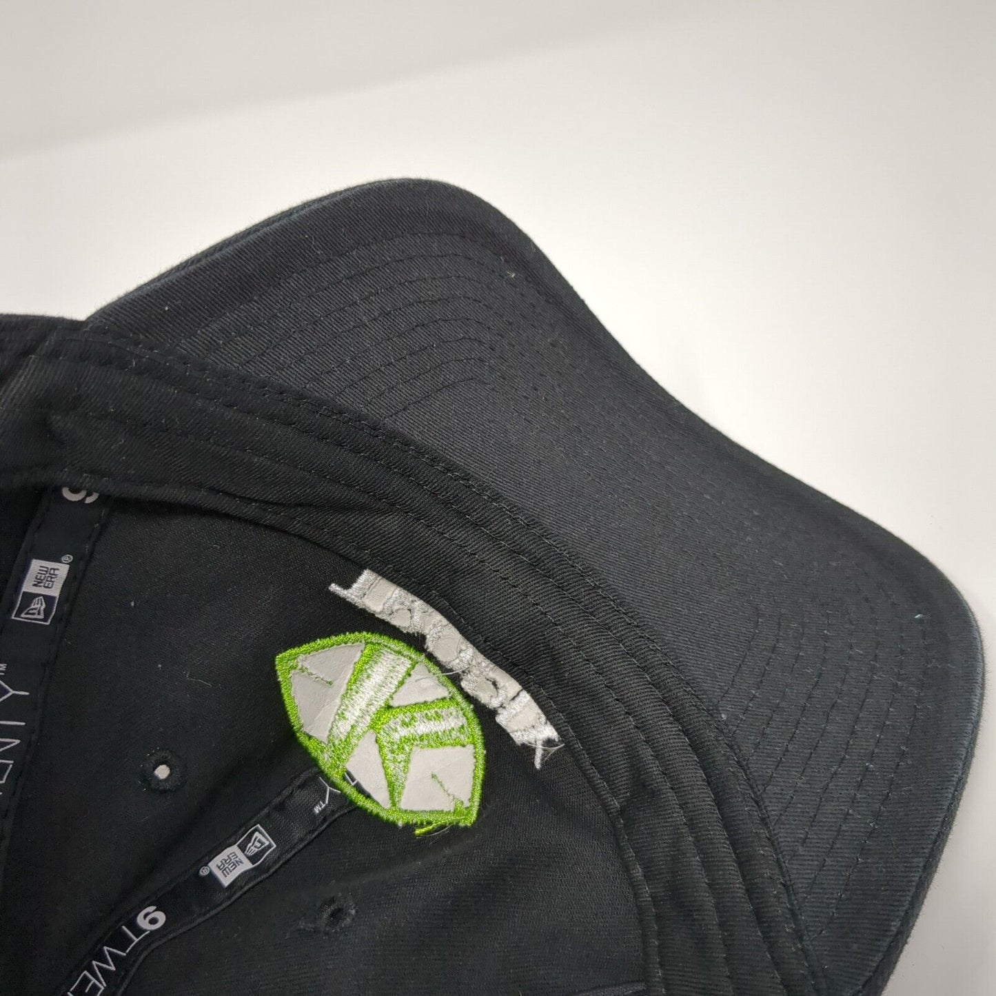 Tropix Slideback Hat Black One Size Adjustable Solid New Era 9Twenty
