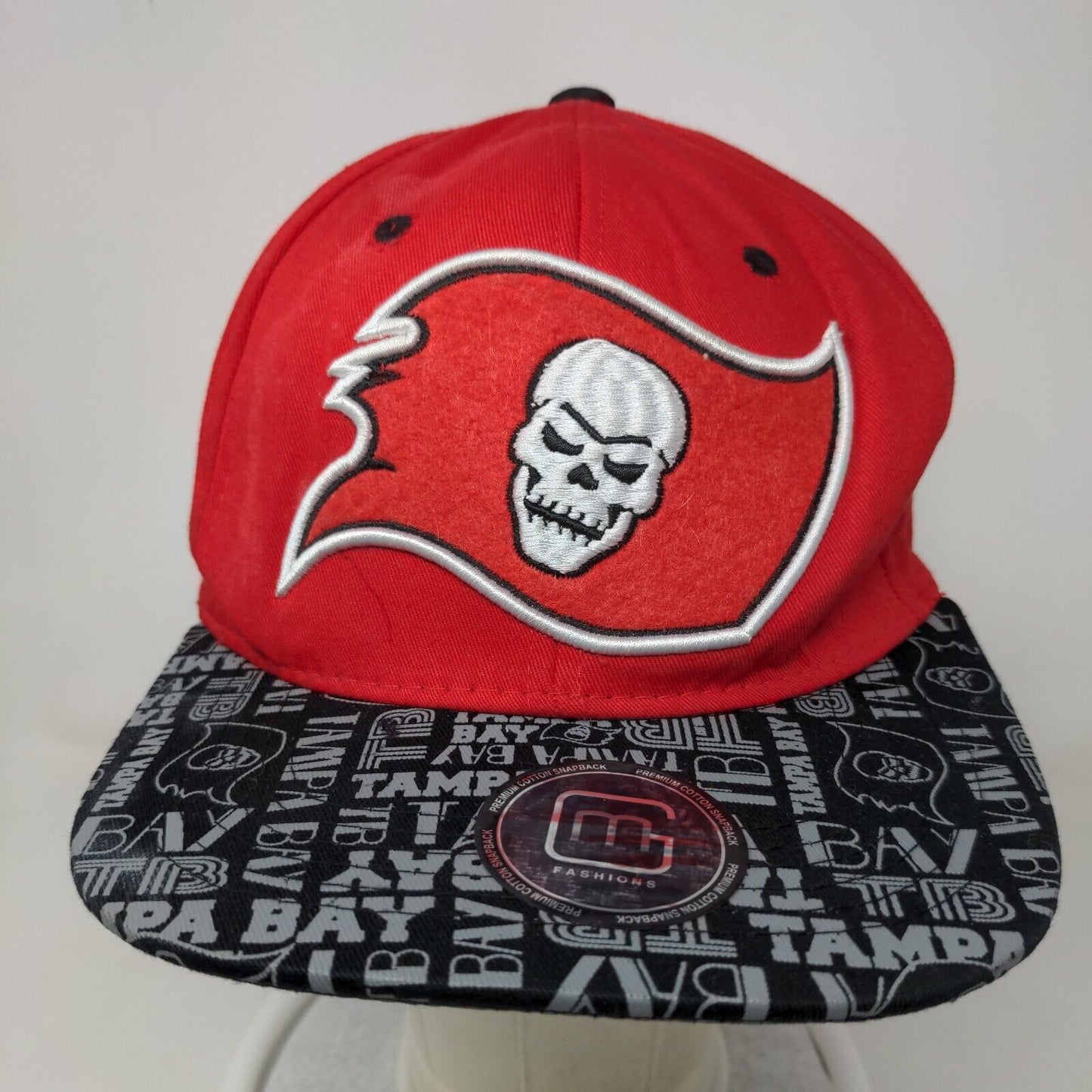 MG Men's Snapback Hat Red Embroidered Big Logo Print Bill Tampa Bay Buccaneers