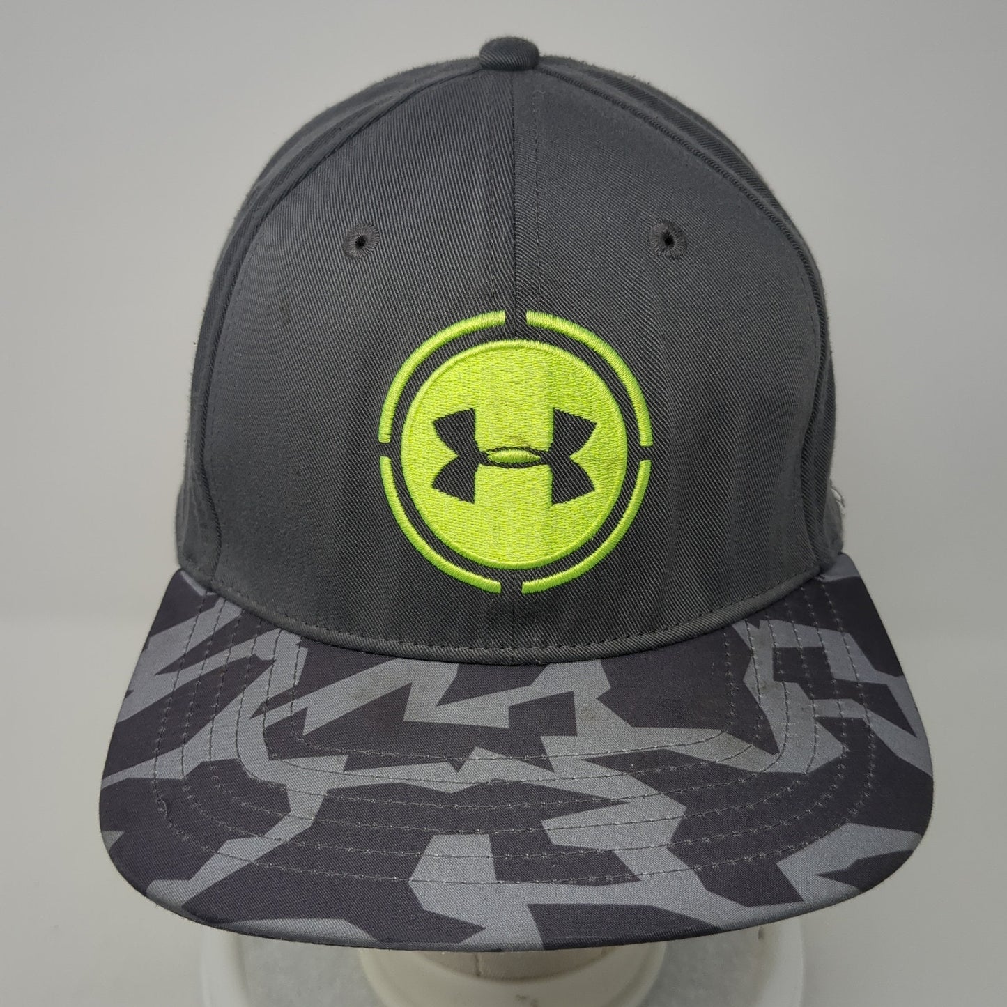 Under Armour Combine Fitted Hat Gray Large Embroidered Logo 6 Panel
