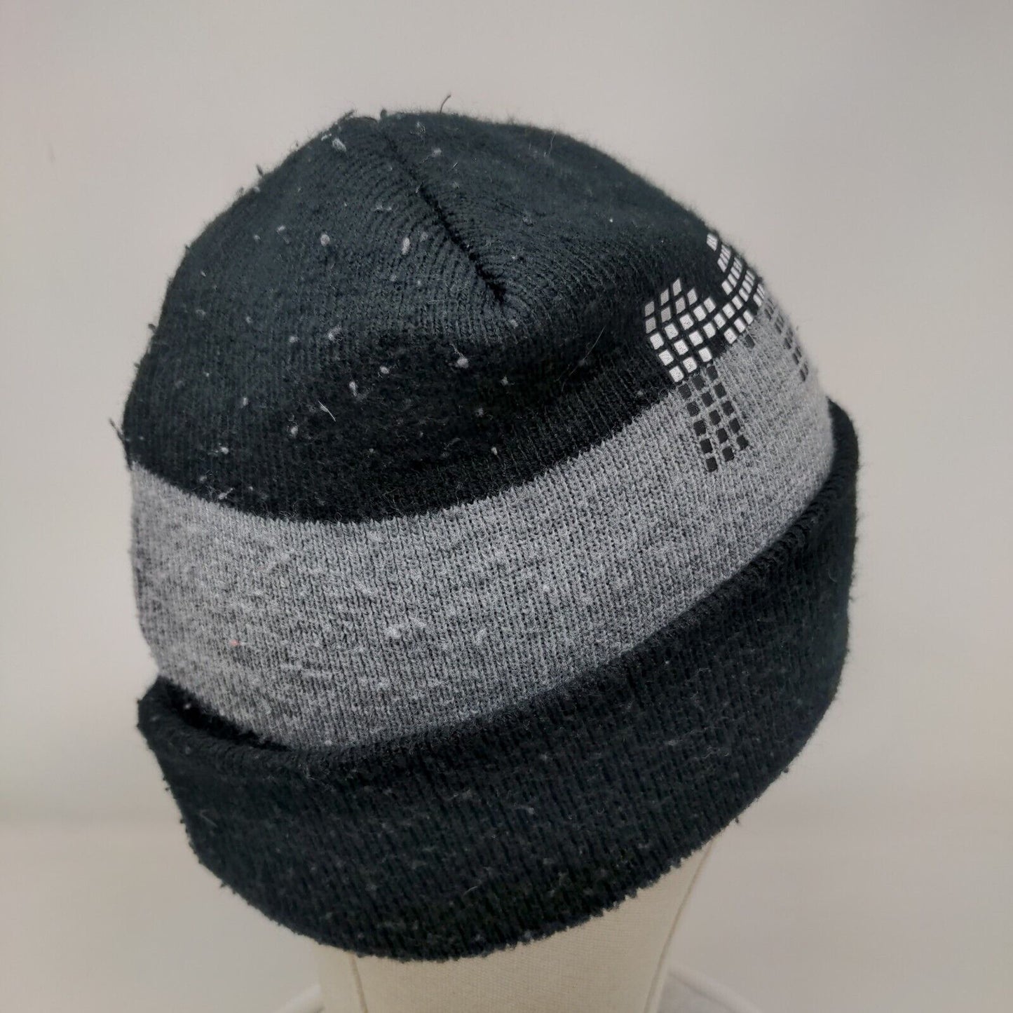 Super Mario Youth Beanie Hat Multicolor OSFM Patch Stretch Knitted Cuffed