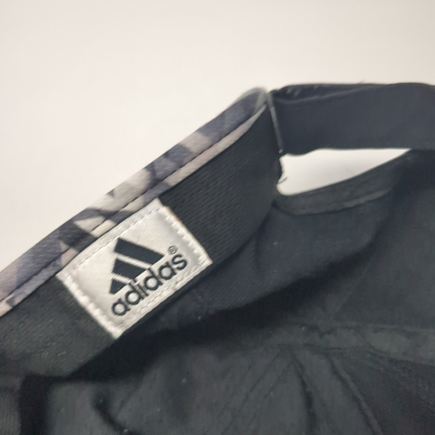 Adidas Strapback Hat Black One Size Embroidered Logo 3 Stripes Spell Out