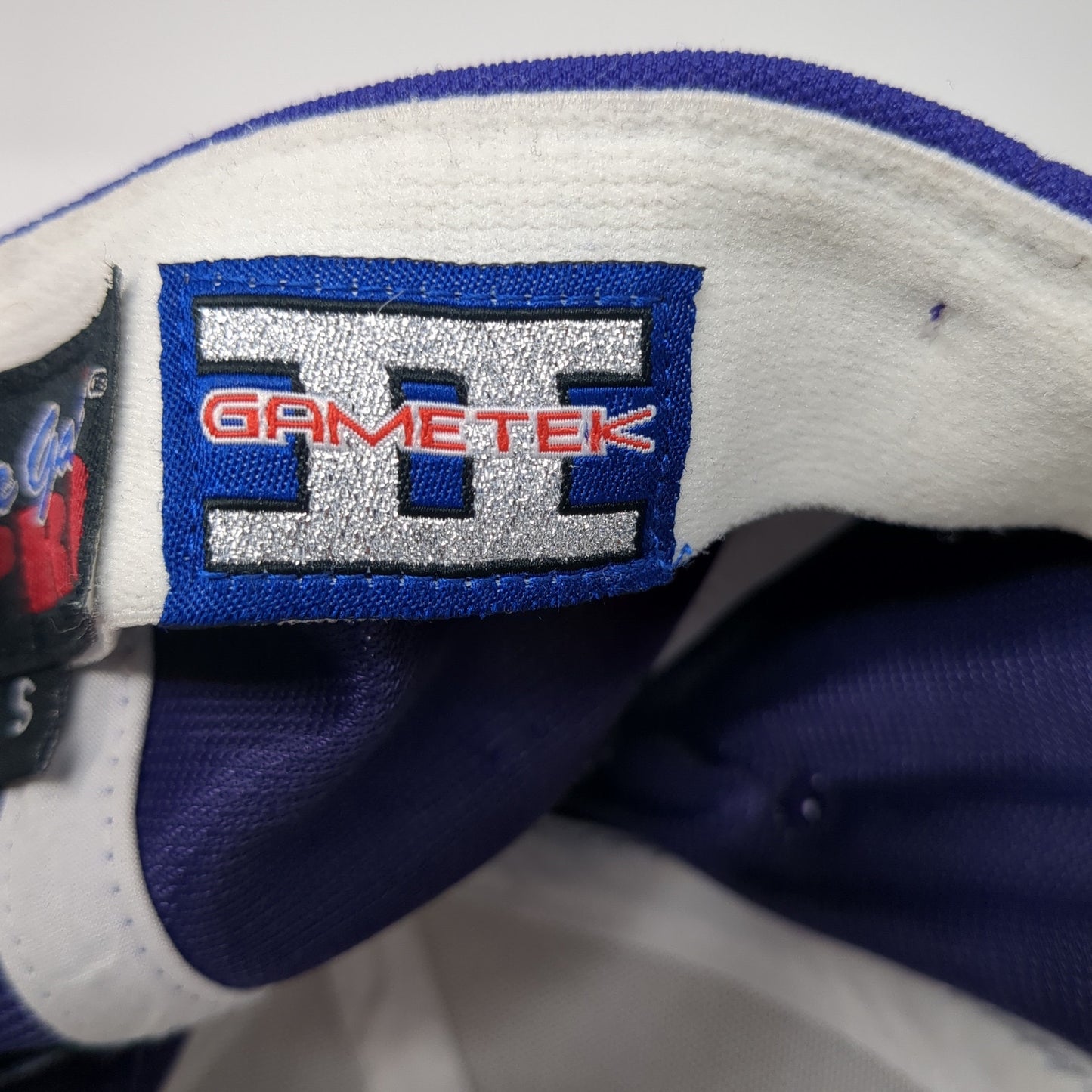 K Bulldogs Fitted Baseball Cap Purple Small Lightweight Embroidered The Game Pro