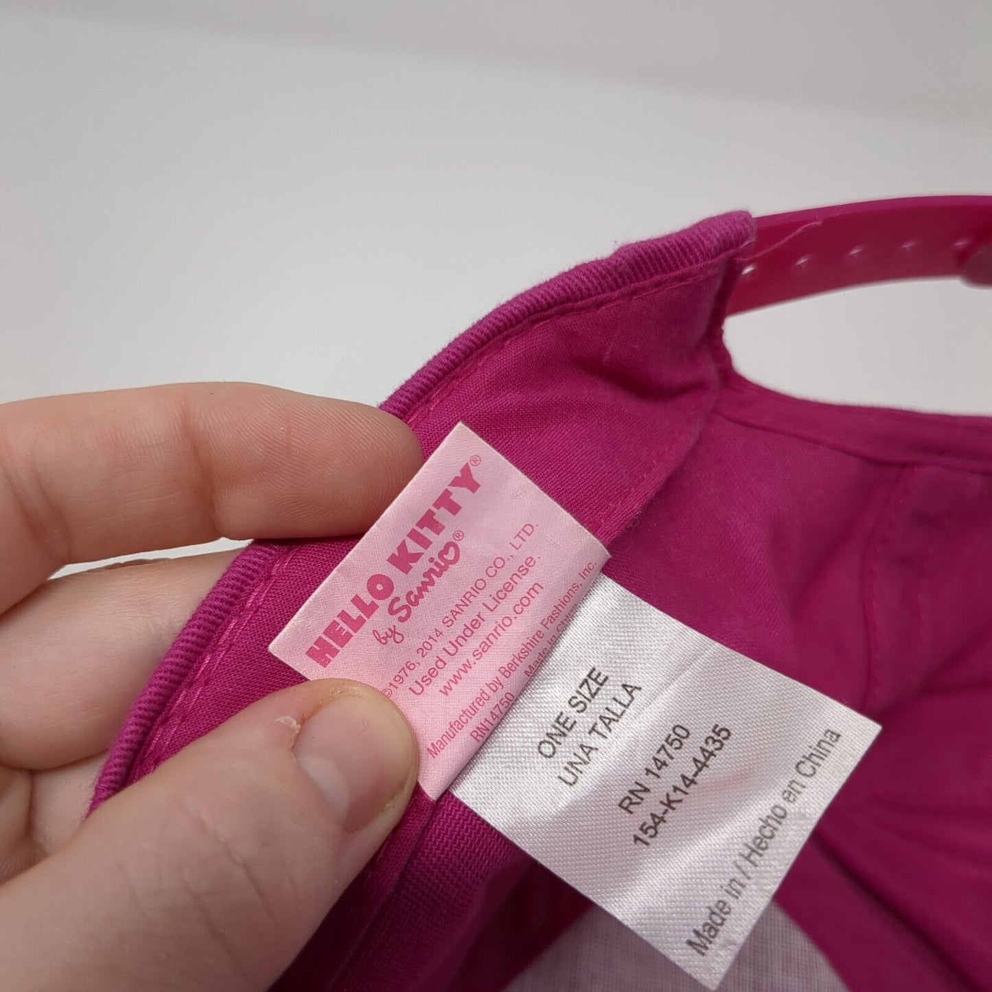 Hello Kitty Sanrio Glitters Youth Snapback Hat Pink OS Adjustable Embroidered