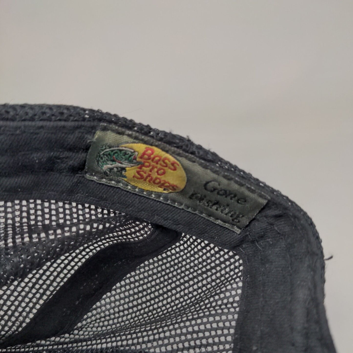 Bass Pro Shops Snapback Trucker Hat Black OSFM Adjustable Mesh Back Gone Fishing