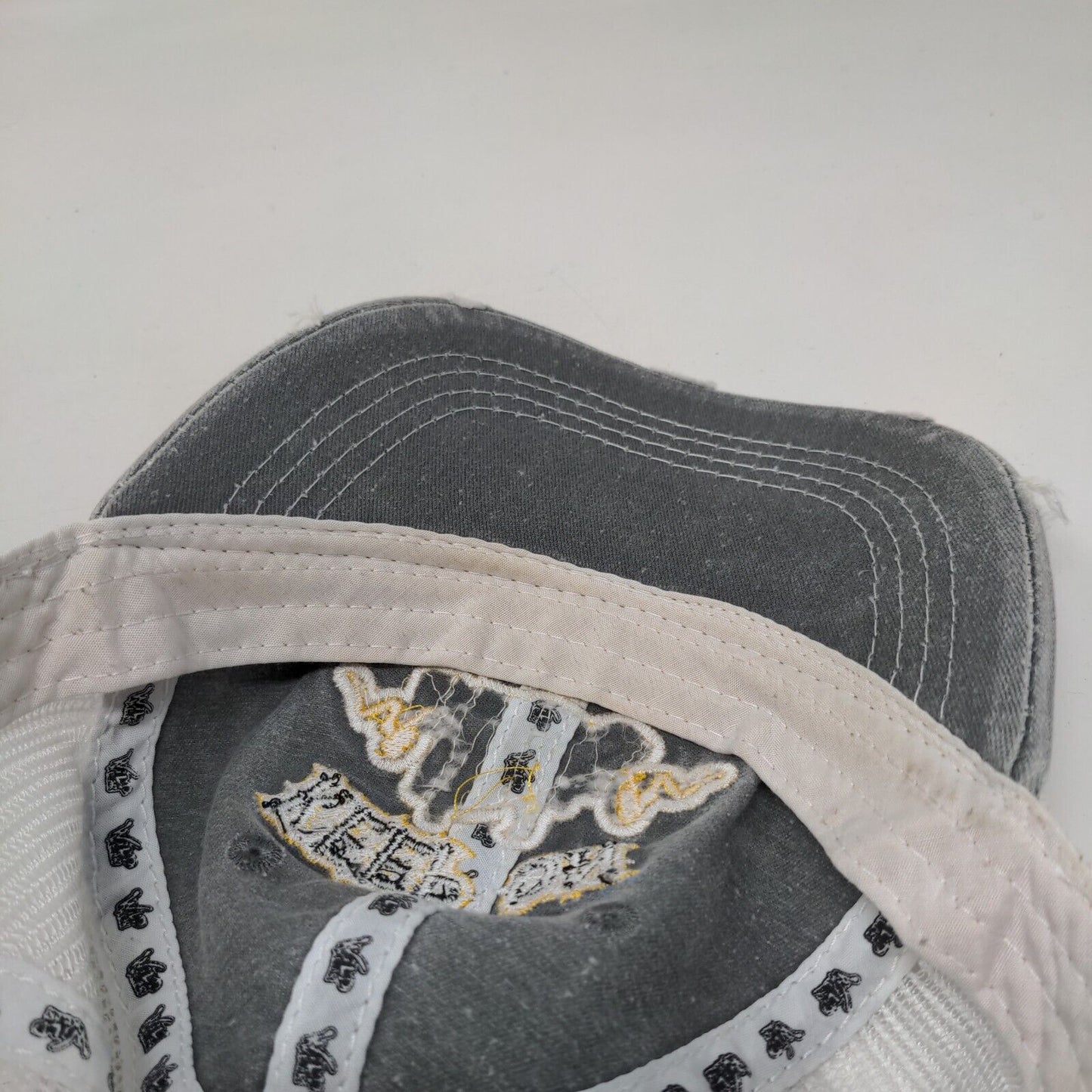 Keep On Truckin Snapback Trucker Hat Gray OSFM Mesh Back Distressed Wild Wear