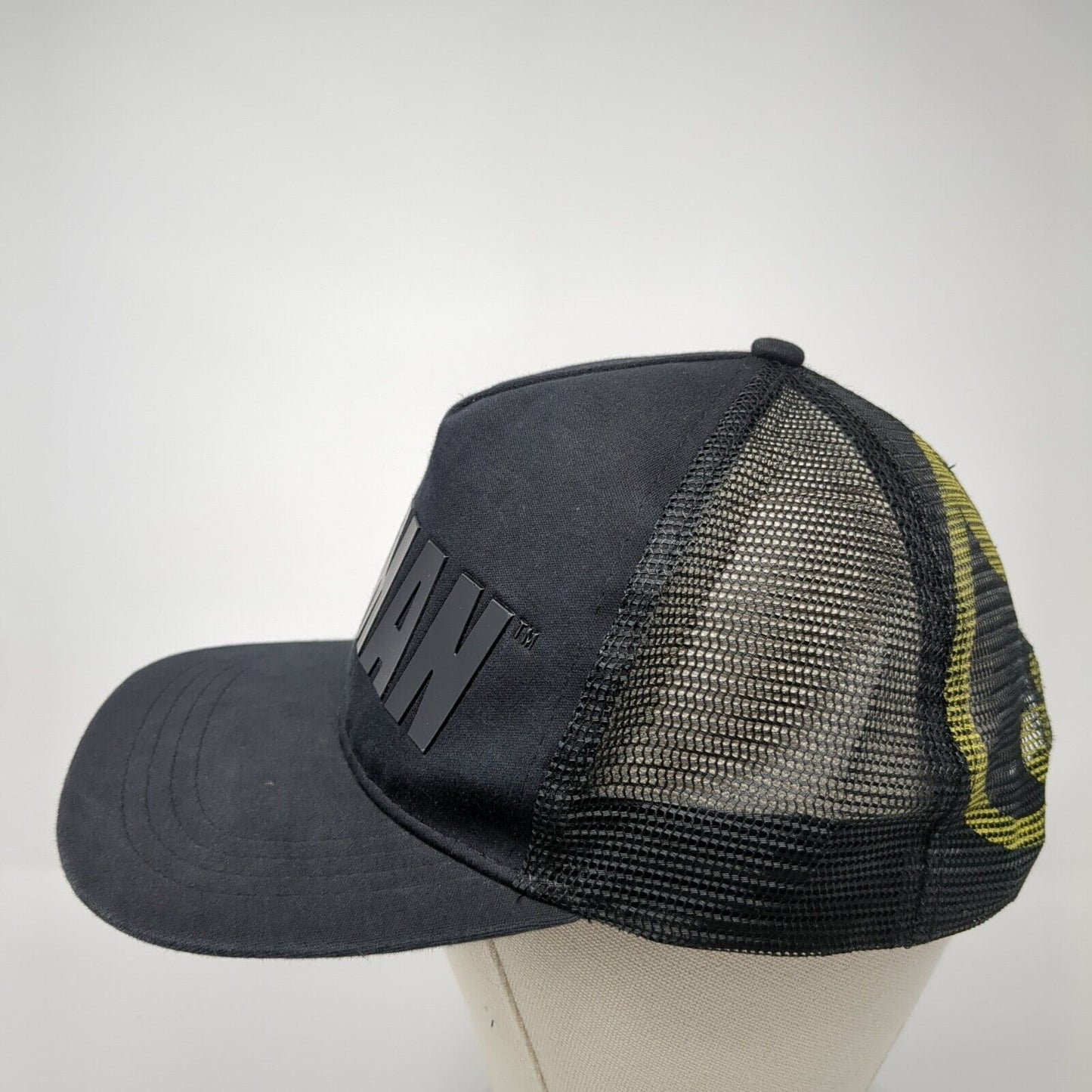 Batman Adult Snapback Trucker Hat Black One Size Adjustable Mesh Back Six Flags