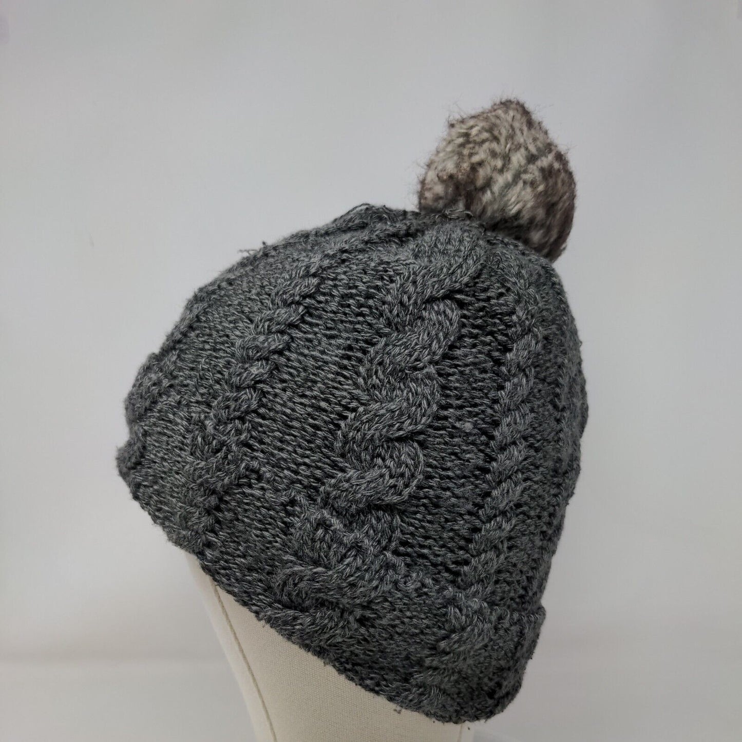 Arctic Paw Beanie Hat Gray OS Stretch Hand Knitted Pom Pom Fleece Lined Blank