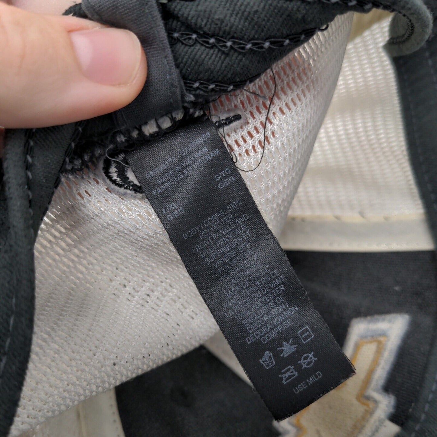 Chevrolet Fitted Trucker Hat Black L/XL Embroidered Mesh Swoosh Nike Dri-Fit