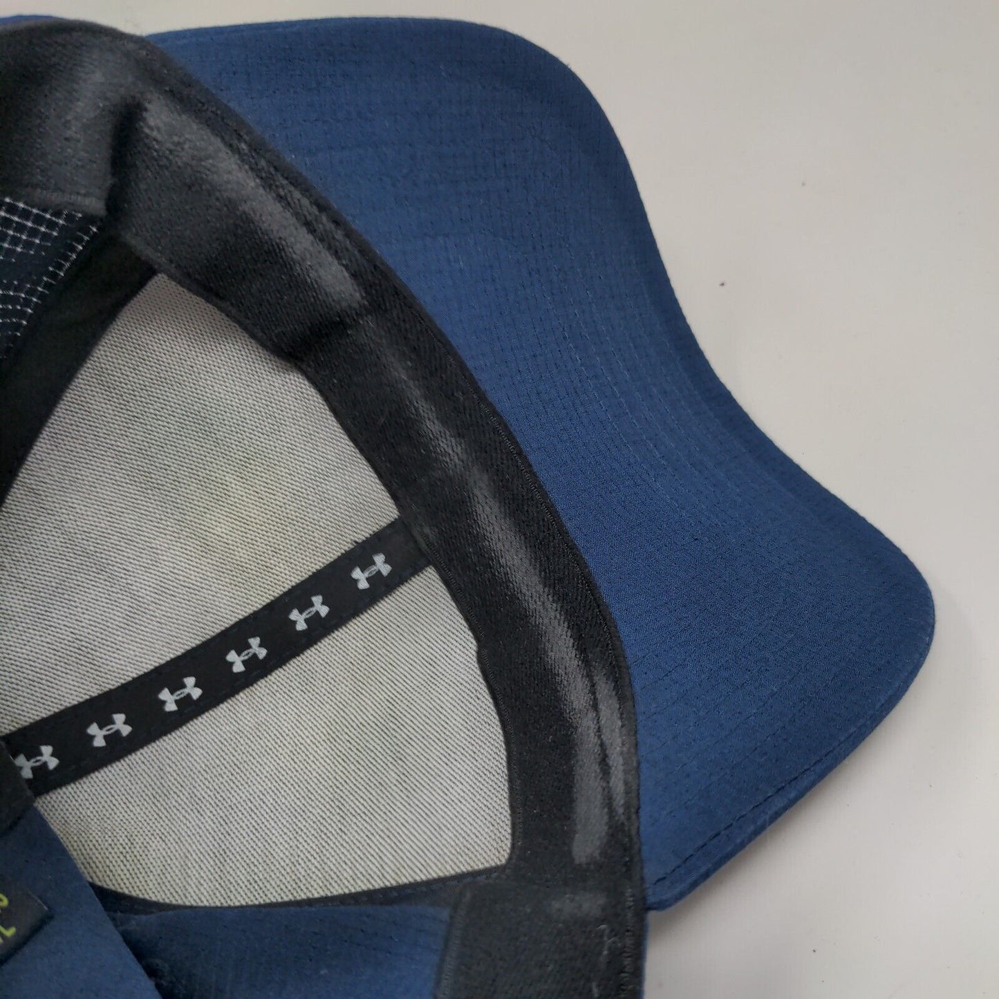Under Armour Golf Fitted Hat Blue Medium/Large Embroidered Classic Fit
