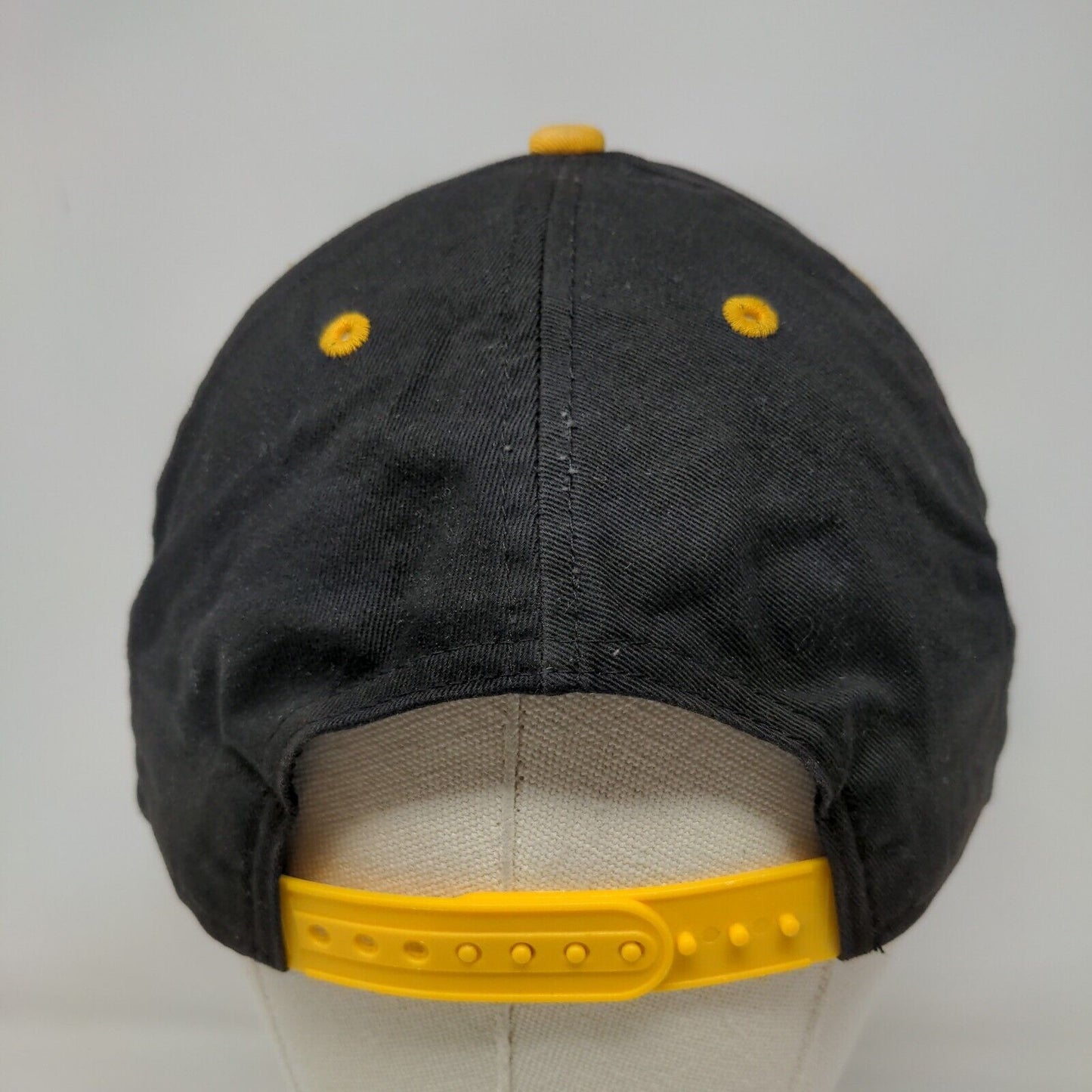 New Era Men's Snapback Flat Bill Hat Multicolor OSFM Pittsburgh Pirates Logo