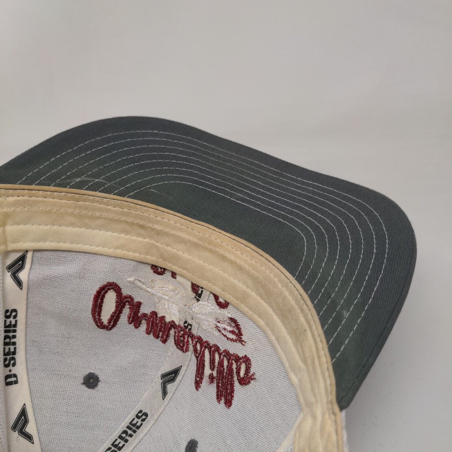 Armadillo Hat Co. Snapback Mesh Back Trucker Hat Gray One Size Pacific