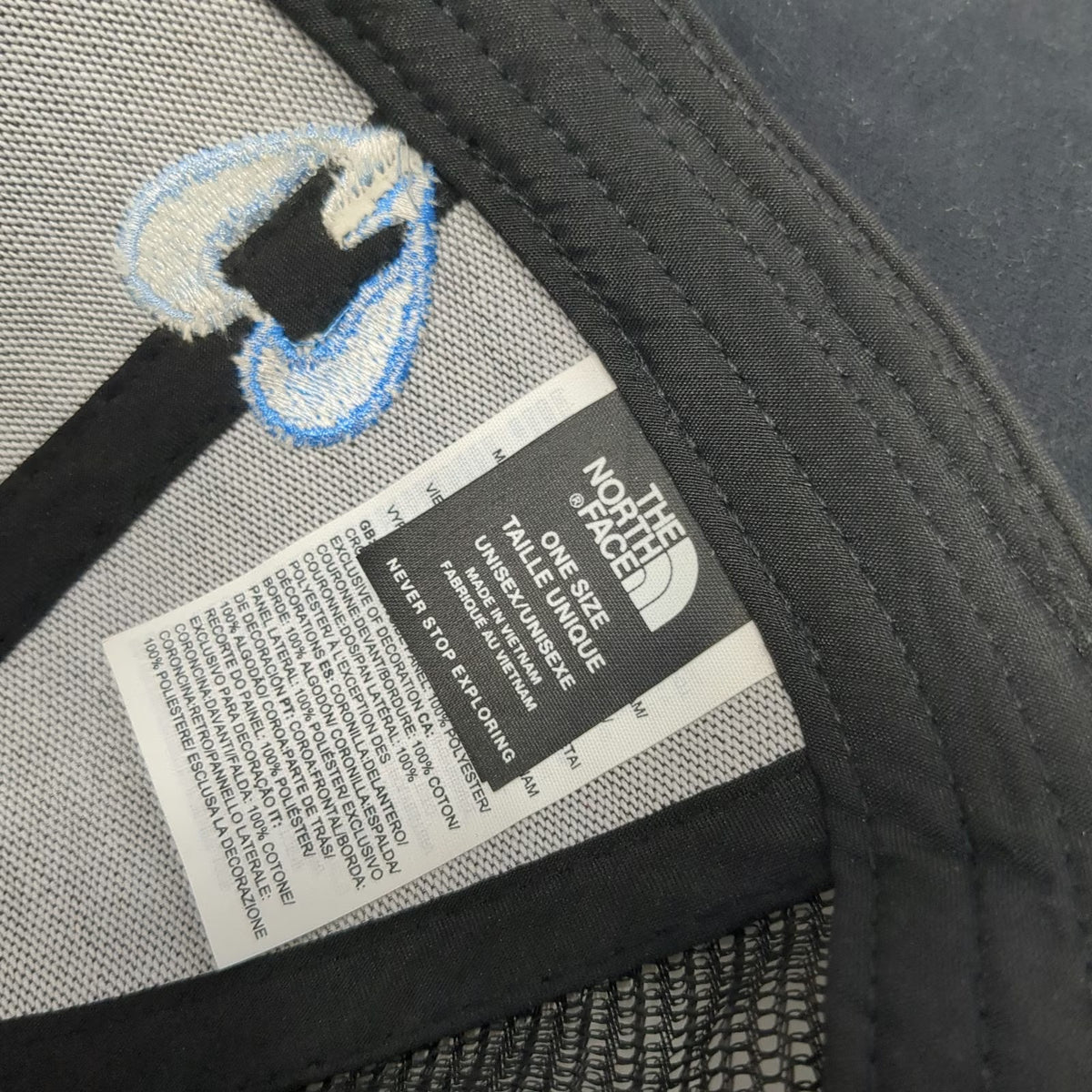 The North Face Trucker Hat Black One Size Snapback Mesh Heart Tooth Dental Logo