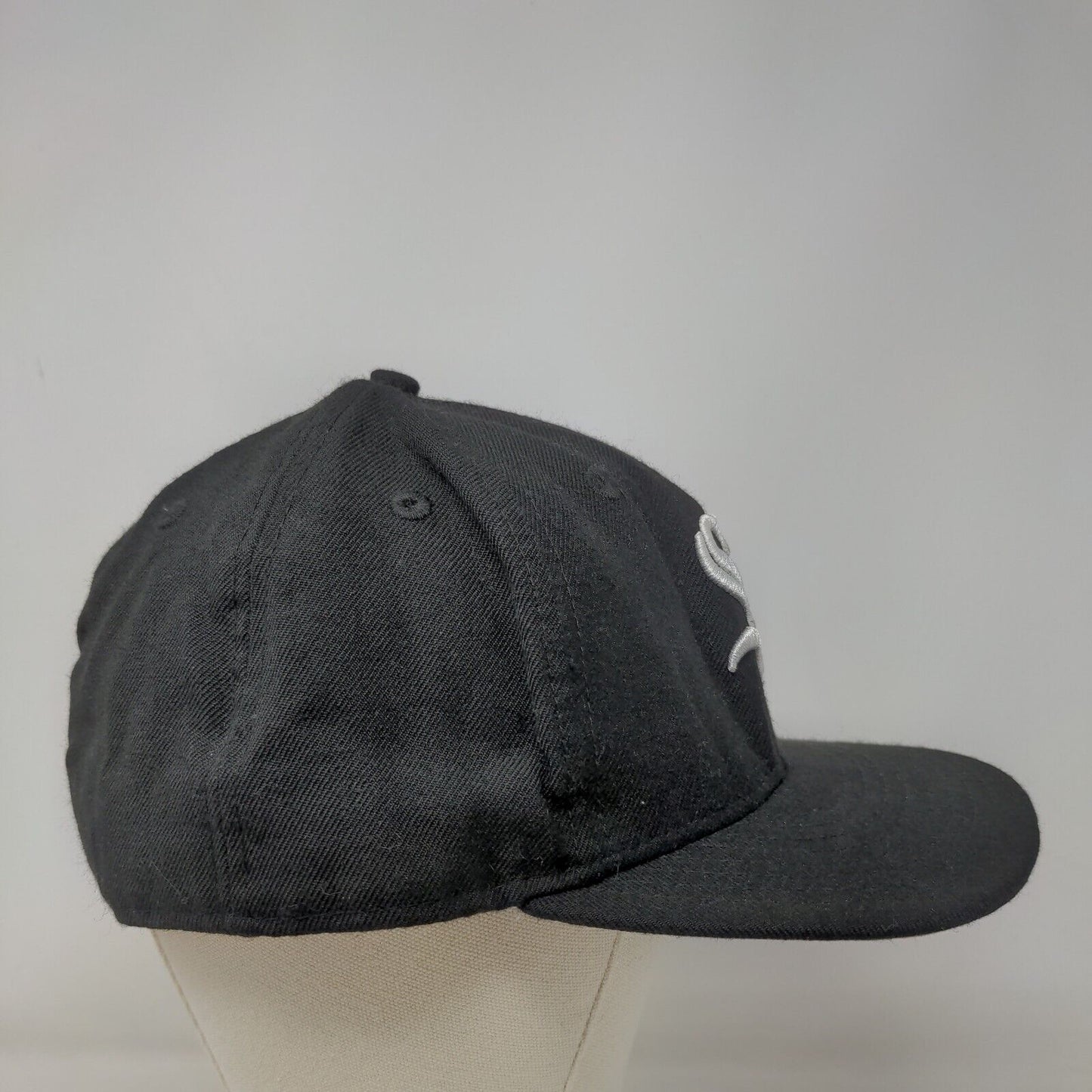 New Era Mens Fitted Hat Black 8 Chicago White Sox Logo World Series 2005 59Fifty