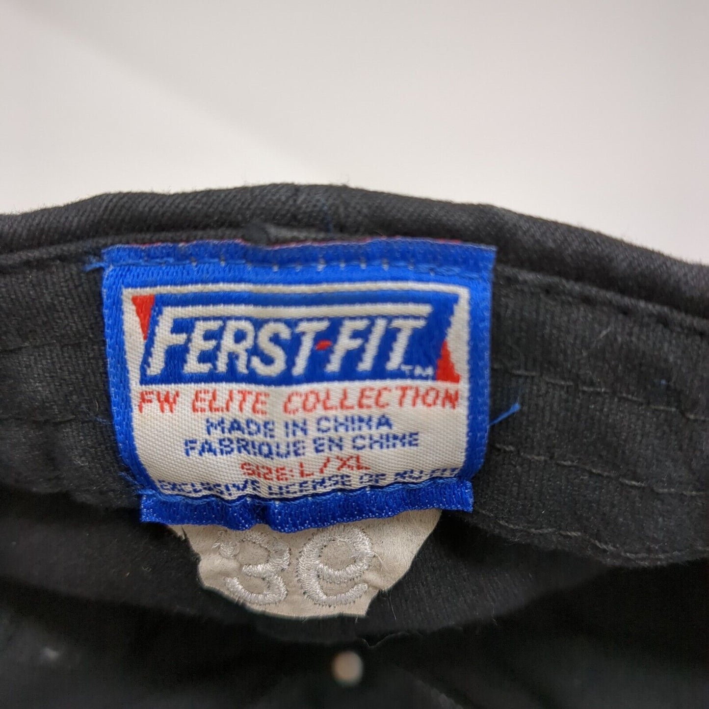 Shark 36 Chum Fitted Hat Black L/XL Embroidered Ferst Fit Solid 6 Panel