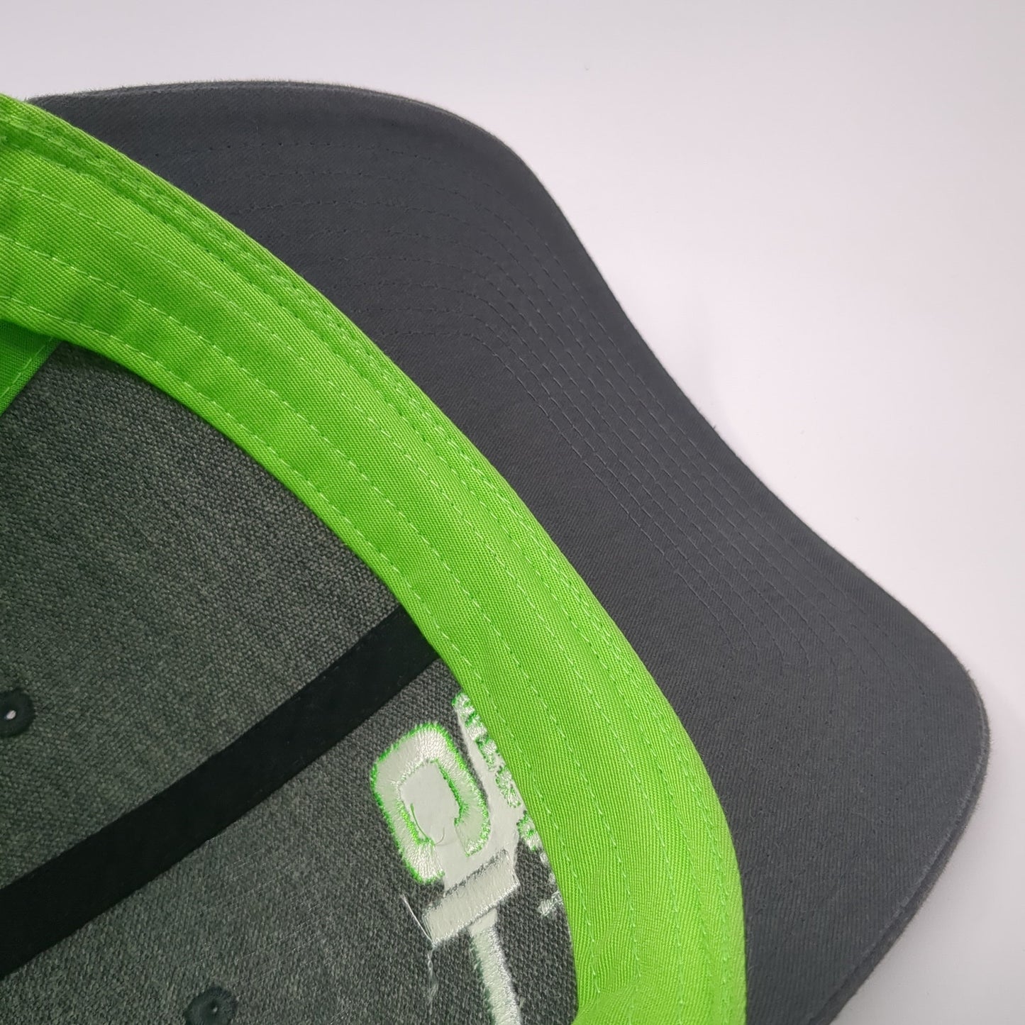 CI-Meganion Snapback Mesh Back Trucker Hat Multi One Size Colorblock