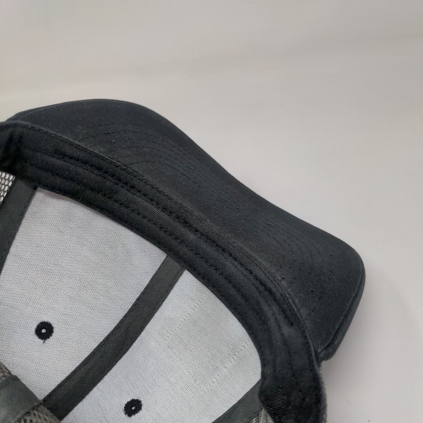 Arcadian Outfitters Snapback Trucker Hat Black OSFA Adjustable Mesh Back 6 Panel