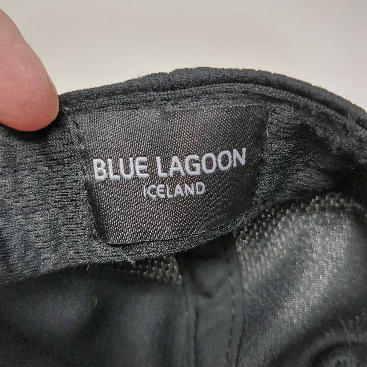Blue Lagoon Iceland Baseball Cap Black One Size Performance Strapback Hat Logo