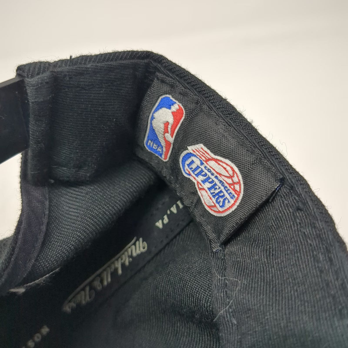 Mitchell & Ness NBA Los Angeles Clippers Snapback Black One Size Flat Brim Hat