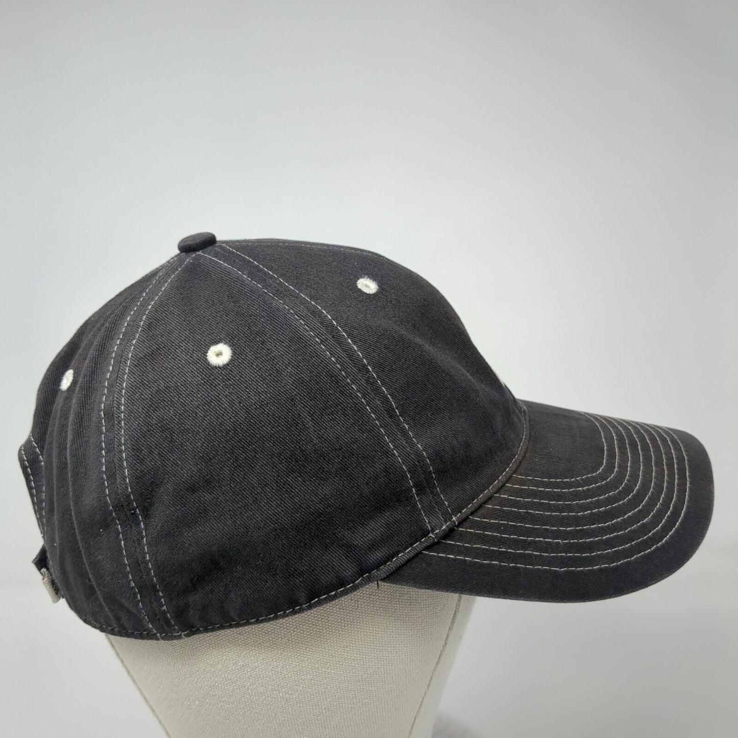 Nike Strapback Hat Black One Size Adjustable Embroidered Swoosh 6 Panel