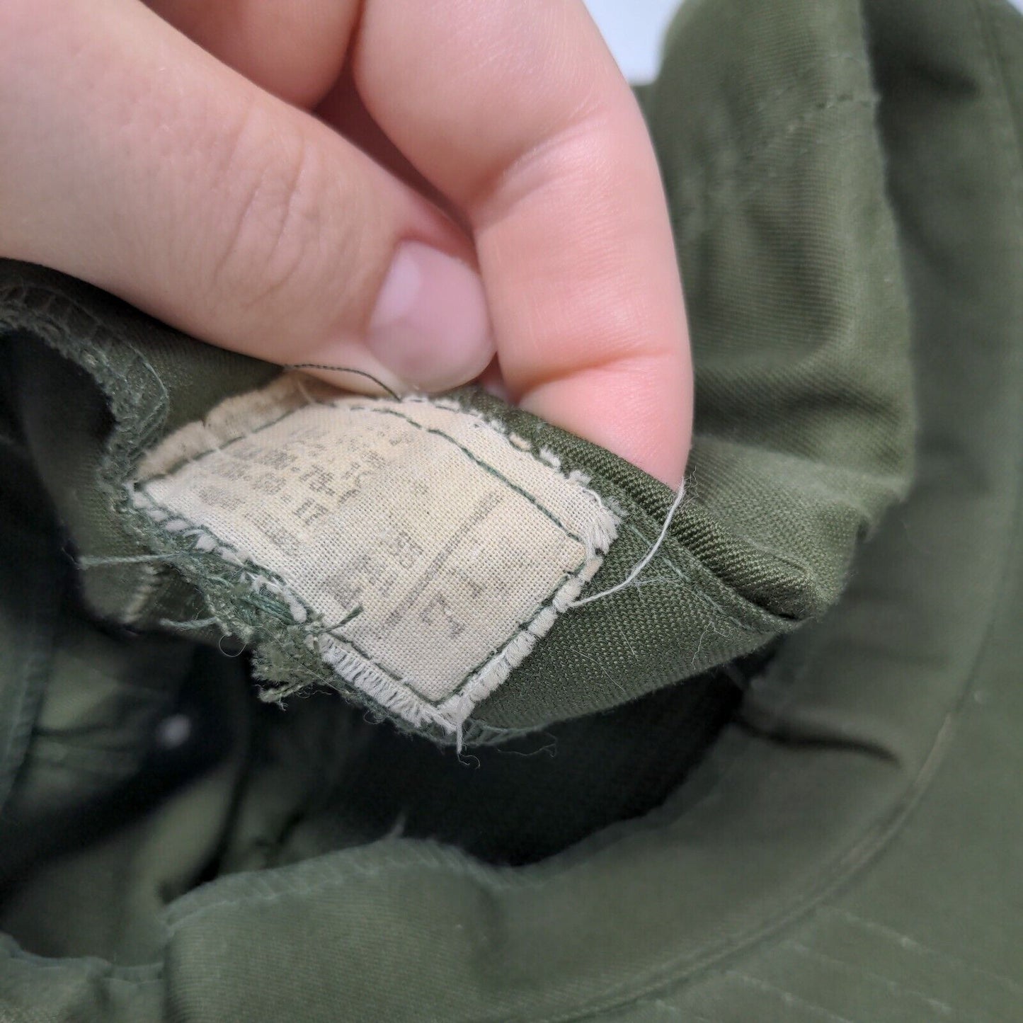 Unbranded Fitted Hat Green Size 7 1/4 Lightweight Vented Holes 6 Panel Blank