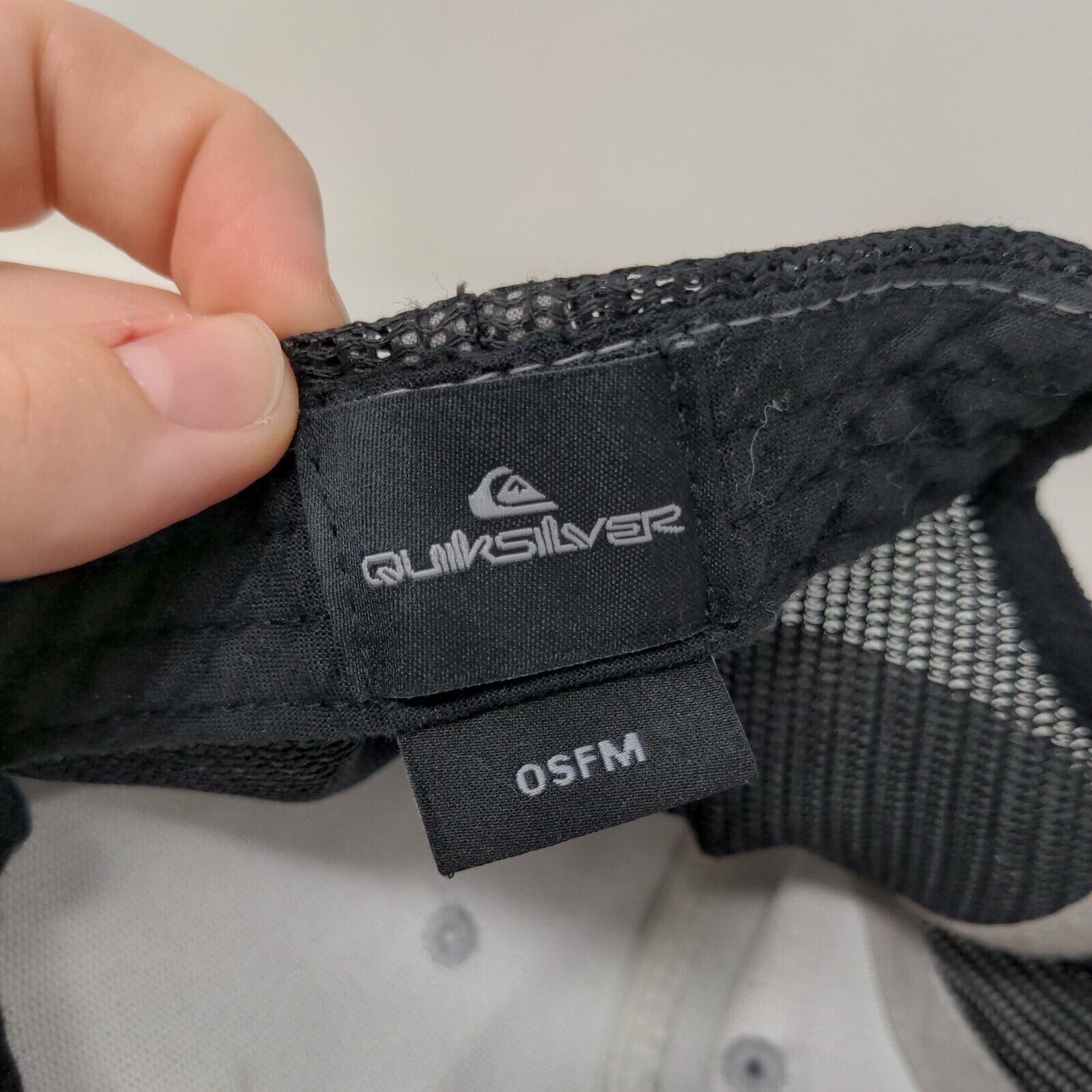 Quiksilver Snapback Mesh Back Trucker Hat Gray OSFM Colorblock Yupoong