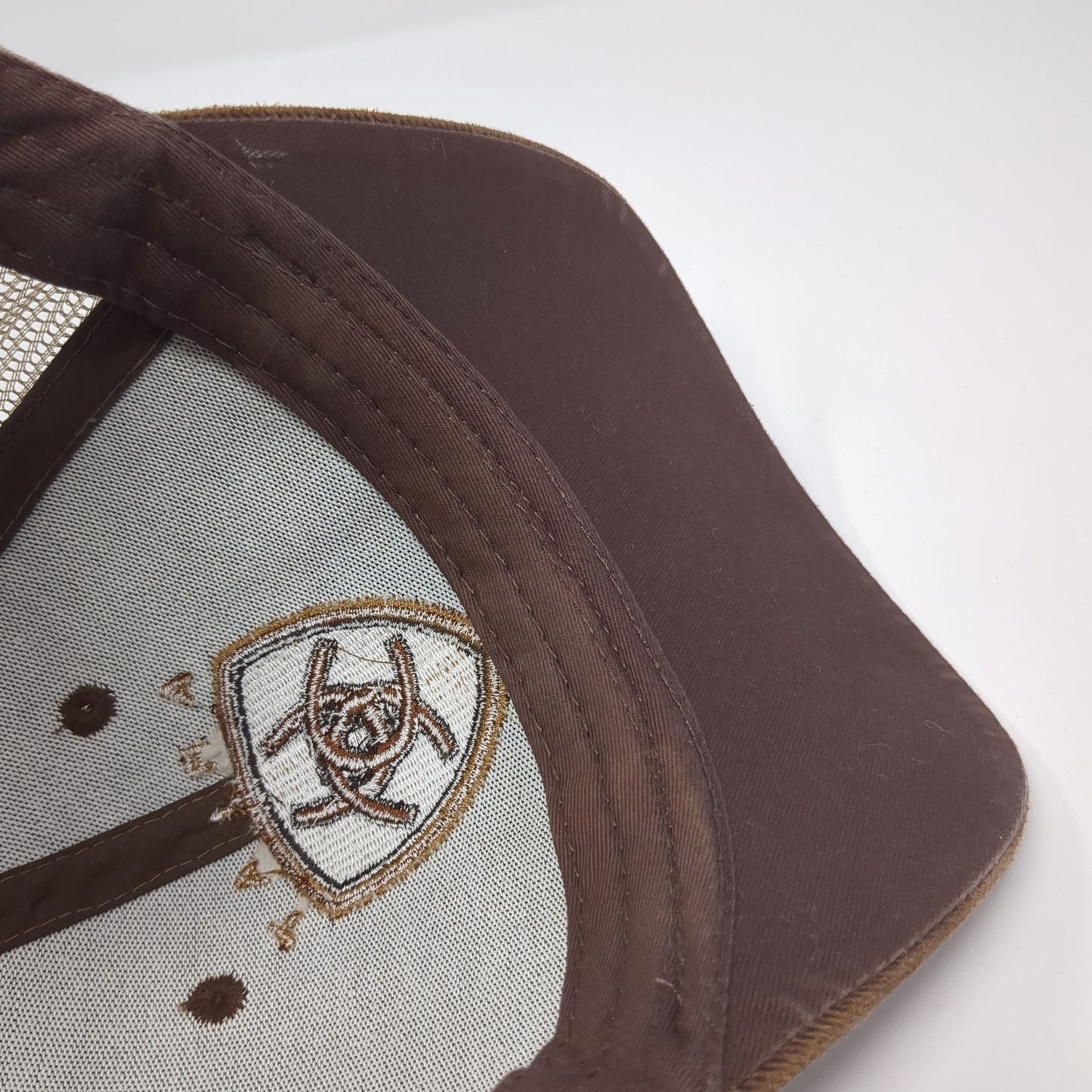Ariat Strapback Trucker Hat Brown One Size Adjustable Mesh Back 6 Panel