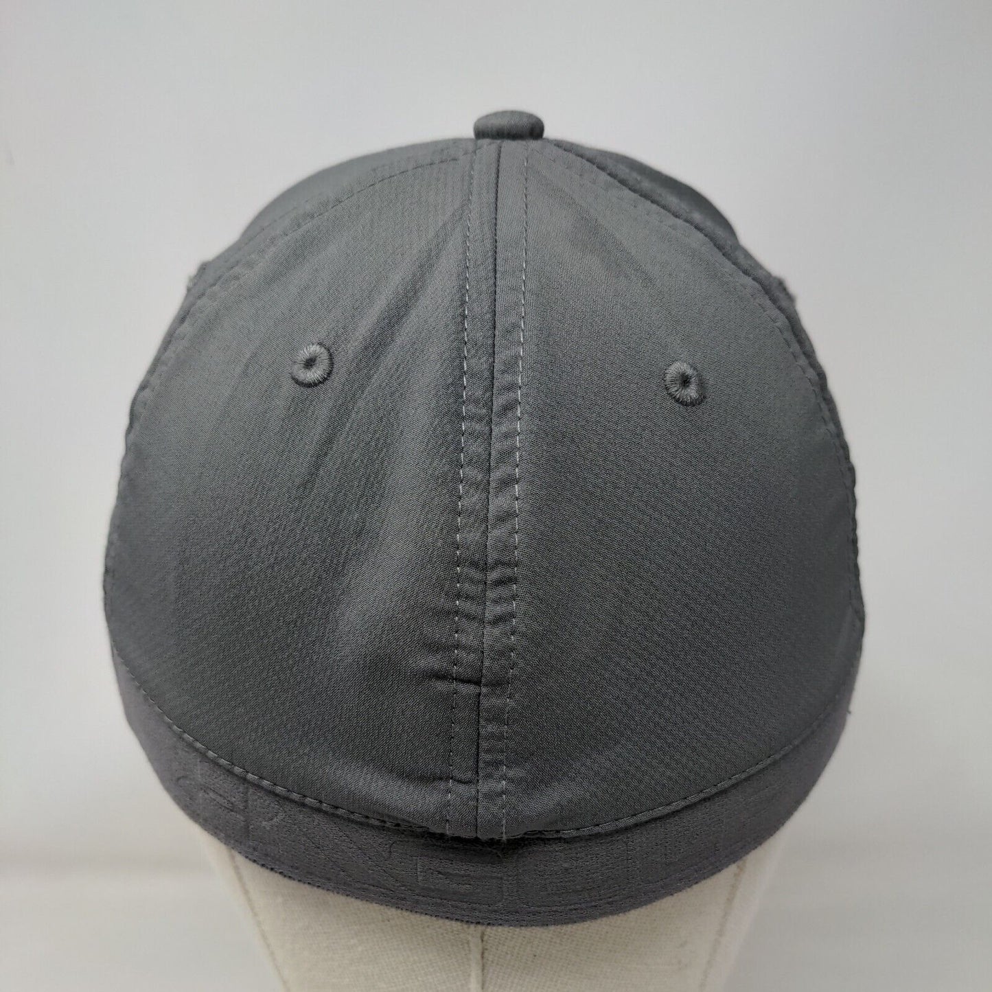 Under Armour Fitted Hat Gray Medium/Large 6 Panel Solid Vent Holes