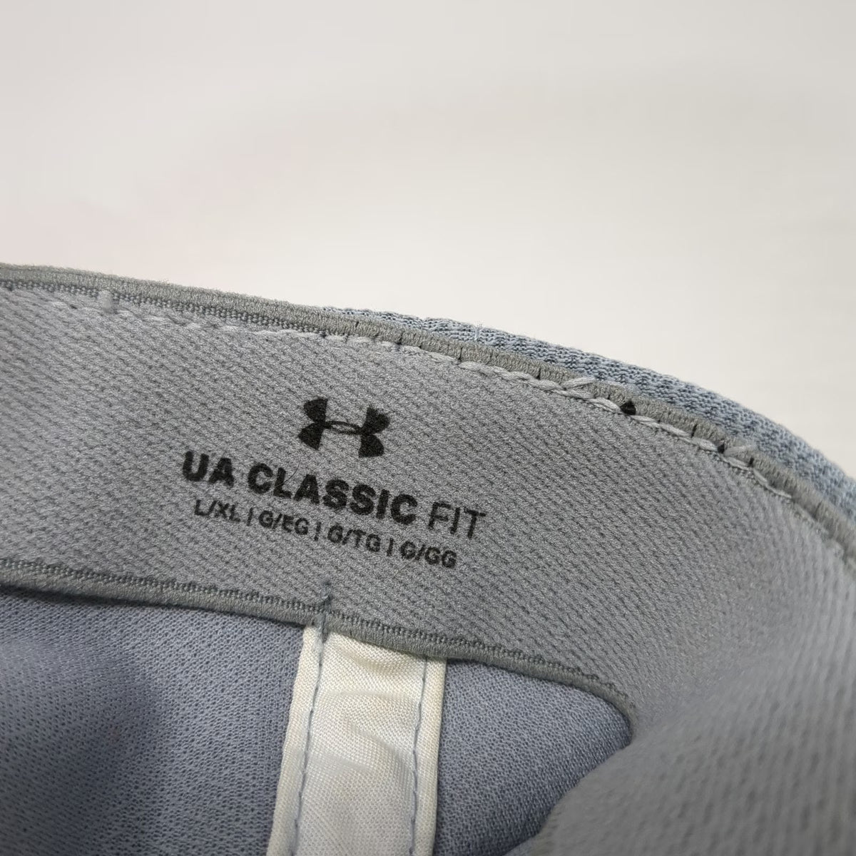Under Armour Baseball Cap Gray XL USA Flag Logo Stretch Fit Freedom Mesh Hat