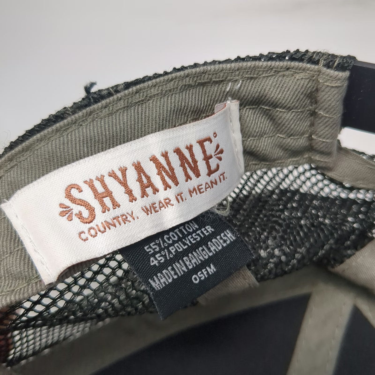 Shyanne Trucker Hat Black One Size Western Bull Skull Leather Patch Mesh Back