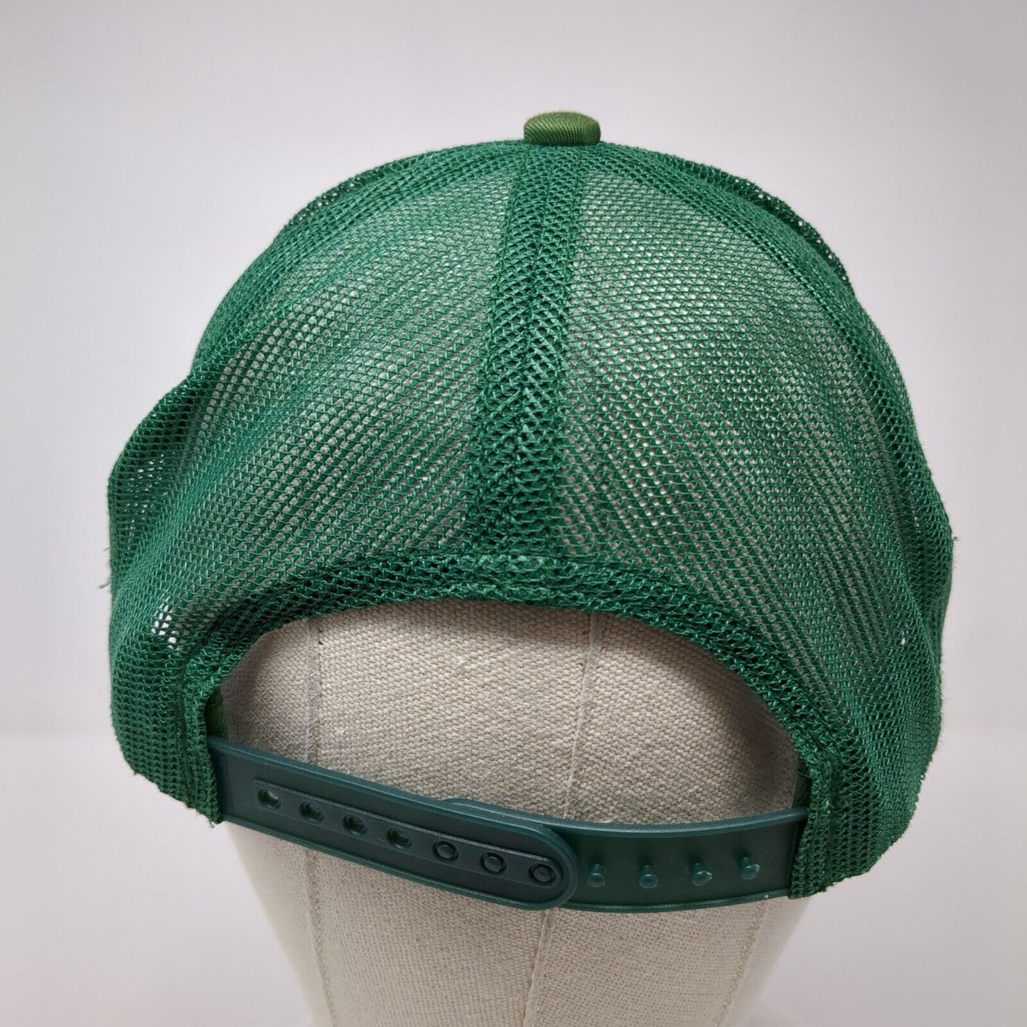 Bass Pro Shops Snapback Trucker Hat Green OS Adjustable Mesh Back Gone Fishing